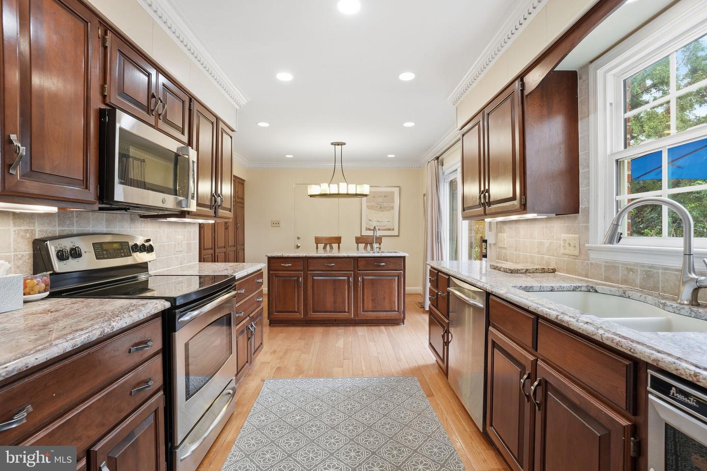 1230 23RD ST S, ARLINGTON, Virginia 22202, 4 Bedrooms Bedrooms, ,3 BathroomsBathrooms,Residential,For sale,1230 23RD ST S,VAAR2066094 MLS # VAAR2066094 1230 23RD ST S, ARLINGTON, Virginia 22202, 4 Bedrooms Bedrooms, ,3 BathroomsBathrooms,Residential,For sale,1230 23RD ST S,VAAR2066094 MLS # VAAR2066094