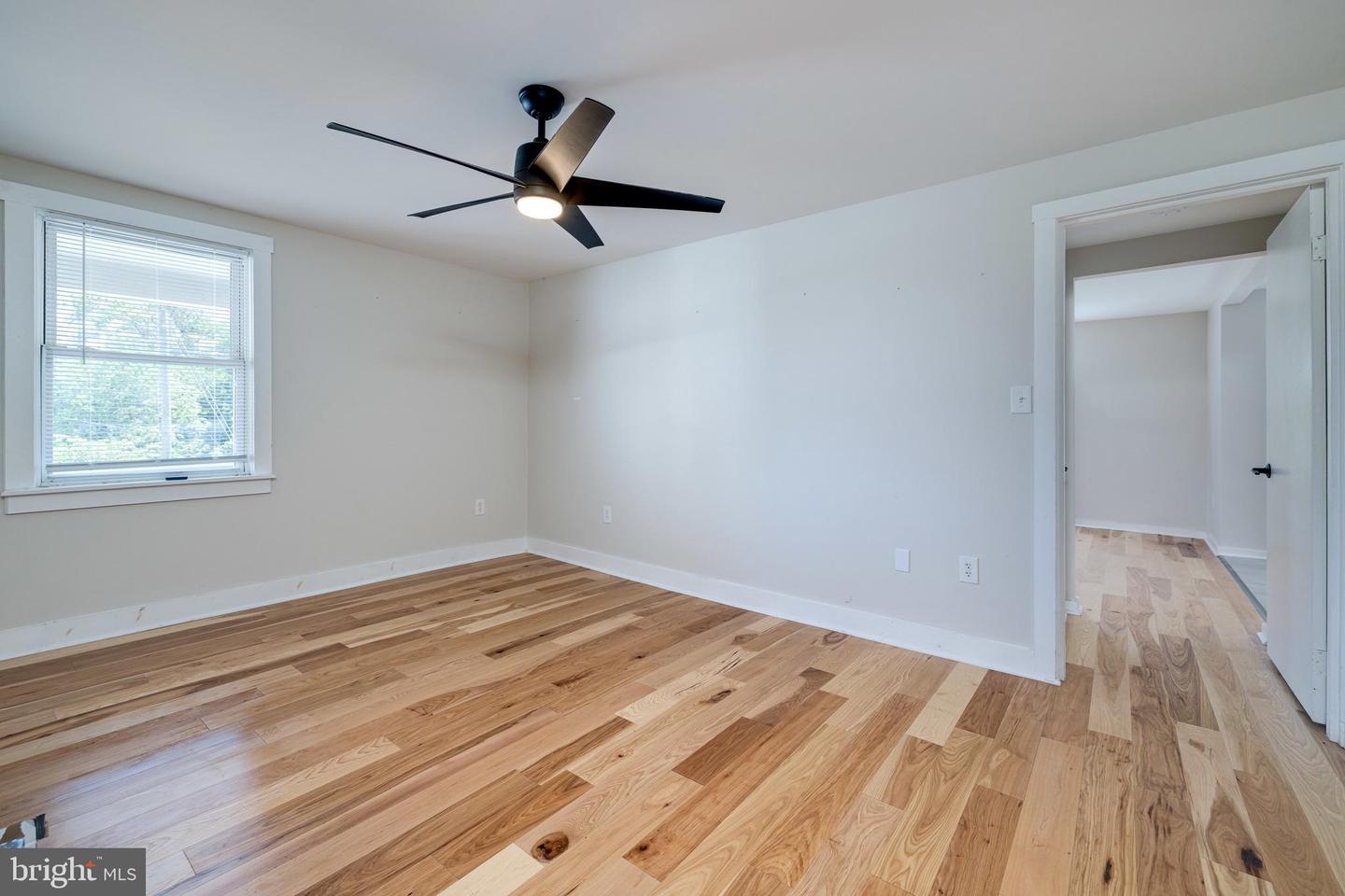 102 S HAWKSBILL ST, LURAY, Virginia 22835, 2 Bedrooms Bedrooms, ,2 BathroomsBathrooms,Residential,For sale,102 S HAWKSBILL ST,VAPA2004934 MLS # VAPA2004934