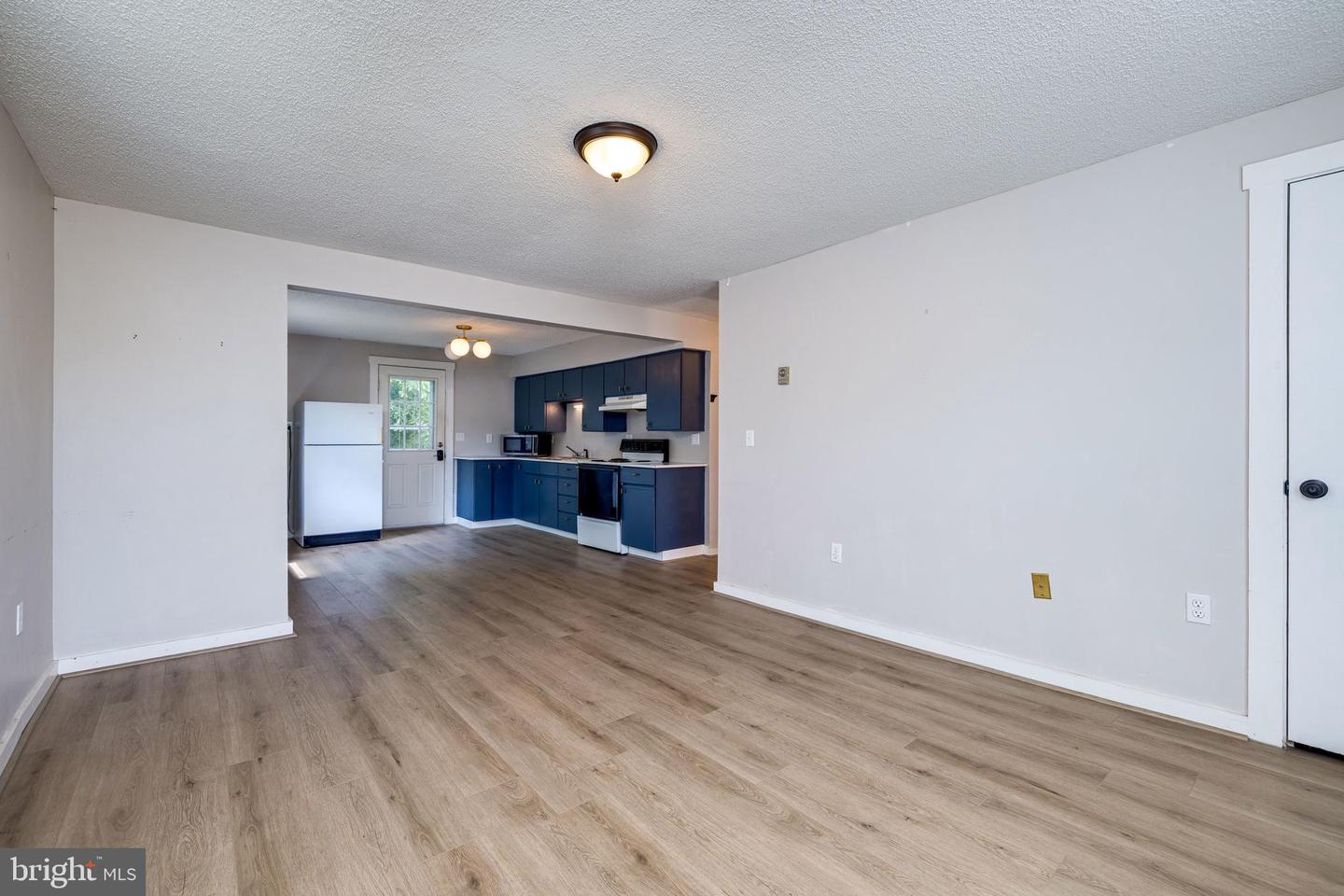 102 S HAWKSBILL ST, LURAY, Virginia 22835, 2 Bedrooms Bedrooms, ,2 BathroomsBathrooms,Residential,For sale,102 S HAWKSBILL ST,VAPA2004934 MLS # VAPA2004934