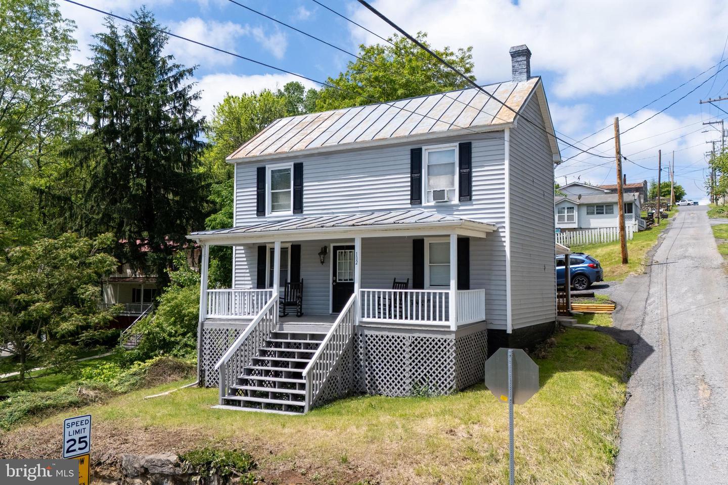 102 S HAWKSBILL ST, LURAY, Virginia 22835, 2 Bedrooms Bedrooms, ,2 BathroomsBathrooms,Residential,For sale,102 S HAWKSBILL ST,VAPA2004934 MLS # VAPA2004934