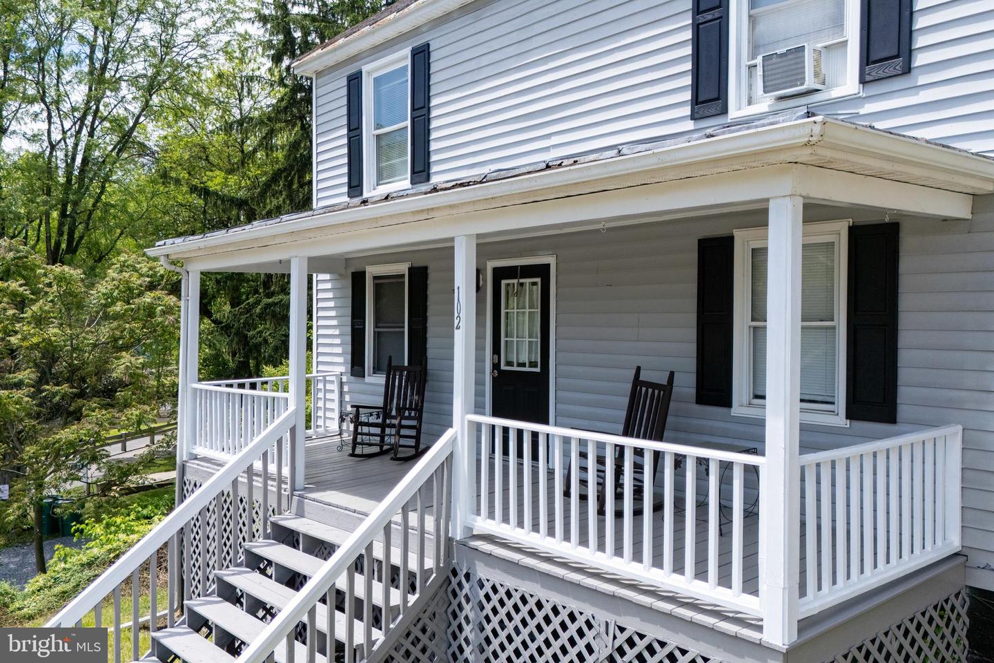 102 S HAWKSBILL ST, LURAY, Virginia 22835, 2 Bedrooms Bedrooms, ,2 BathroomsBathrooms,Residential,For sale,102 S HAWKSBILL ST,VAPA2004934 MLS # VAPA2004934