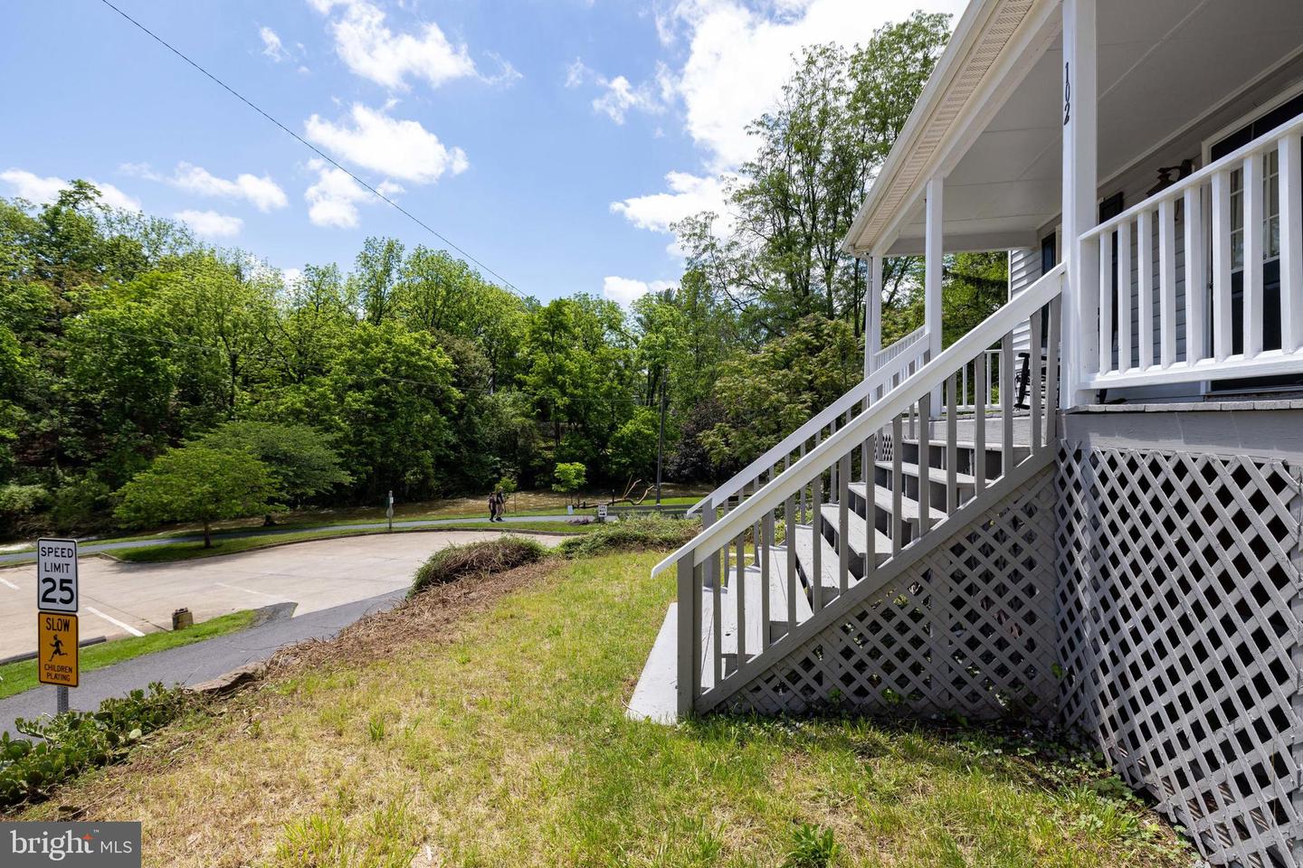 102 S HAWKSBILL ST, LURAY, Virginia 22835, 2 Bedrooms Bedrooms, ,2 BathroomsBathrooms,Residential,For sale,102 S HAWKSBILL ST,VAPA2004934 MLS # VAPA2004934