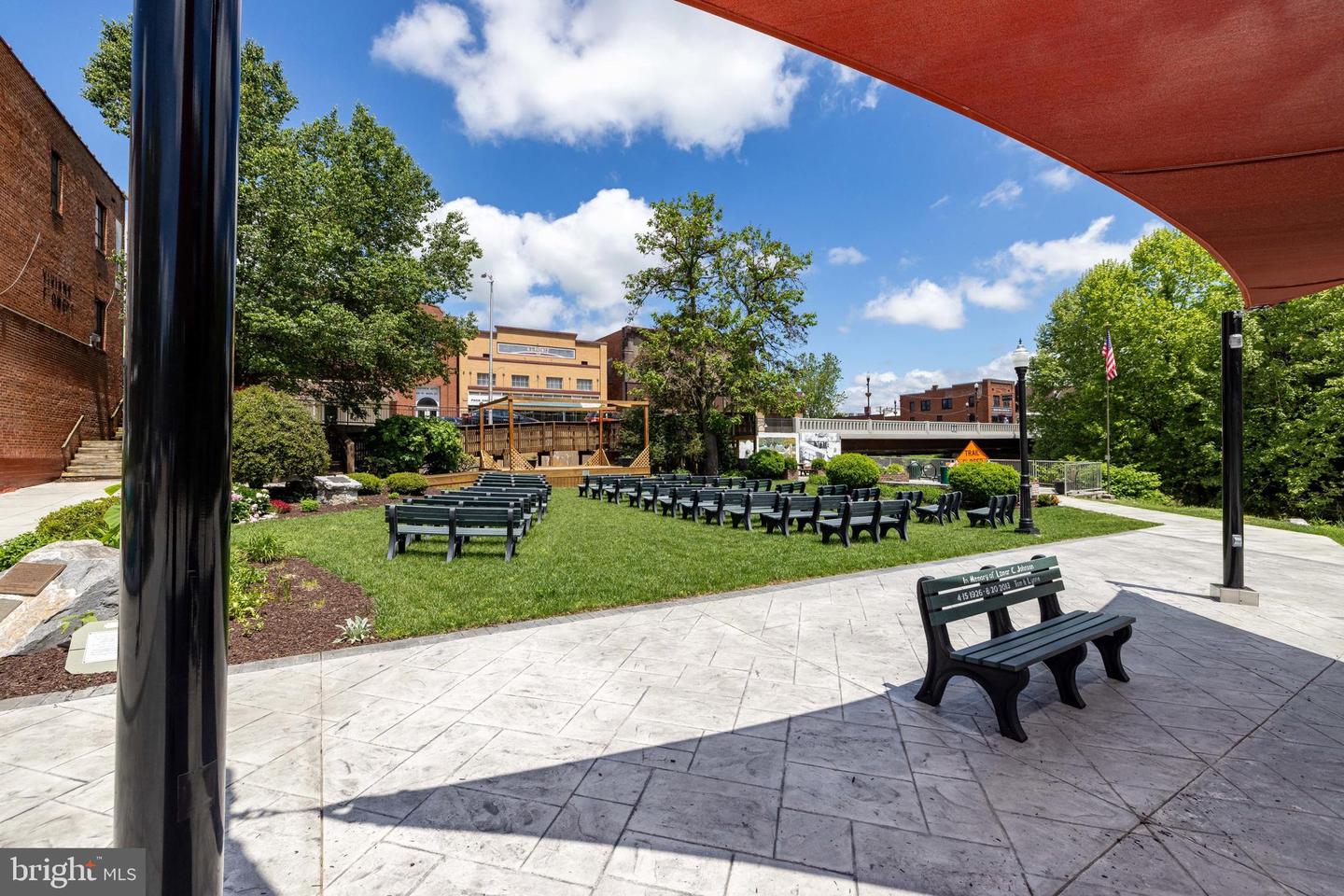 102 S HAWKSBILL ST, LURAY, Virginia 22835, 2 Bedrooms Bedrooms, ,2 BathroomsBathrooms,Residential,For sale,102 S HAWKSBILL ST,VAPA2004934 MLS # VAPA2004934