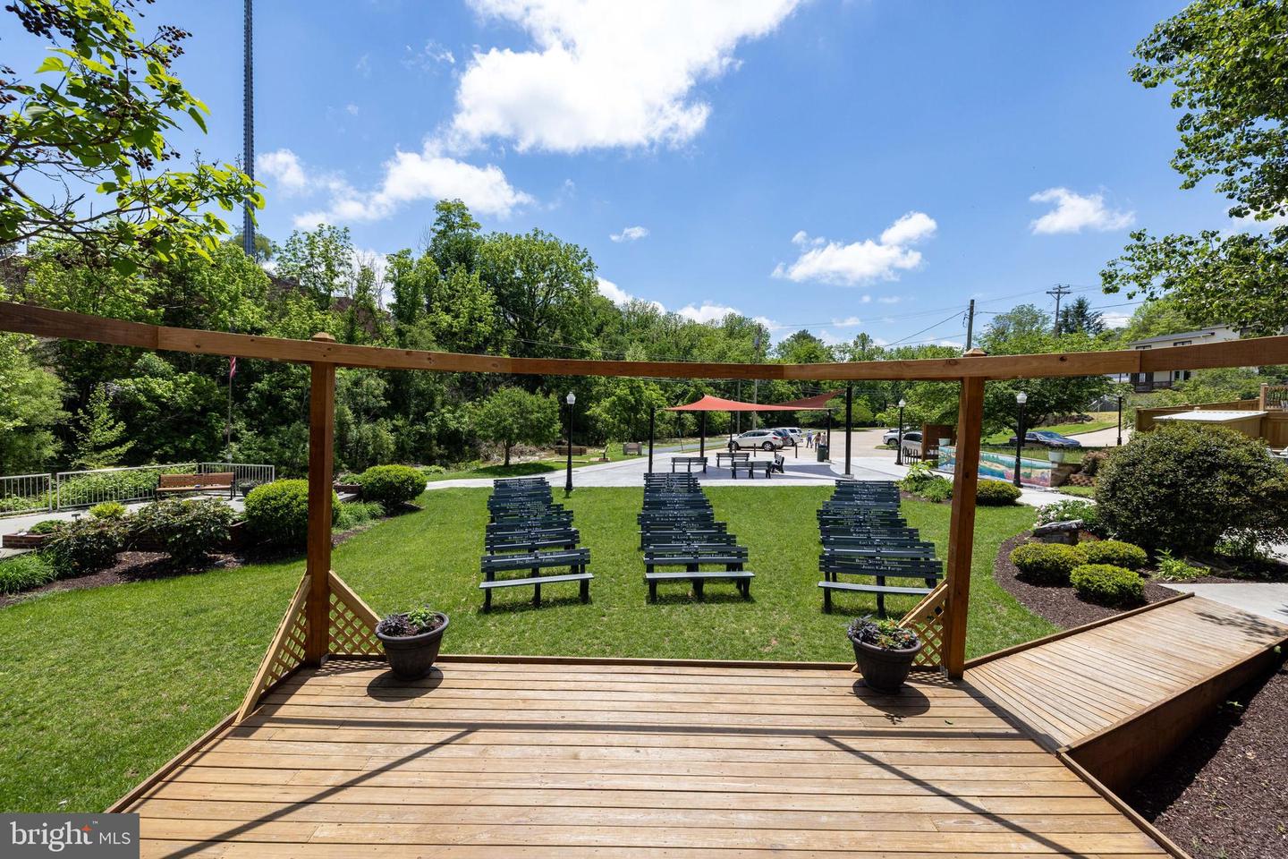 102 S HAWKSBILL ST, LURAY, Virginia 22835, 2 Bedrooms Bedrooms, ,2 BathroomsBathrooms,Residential,For sale,102 S HAWKSBILL ST,VAPA2004934 MLS # VAPA2004934