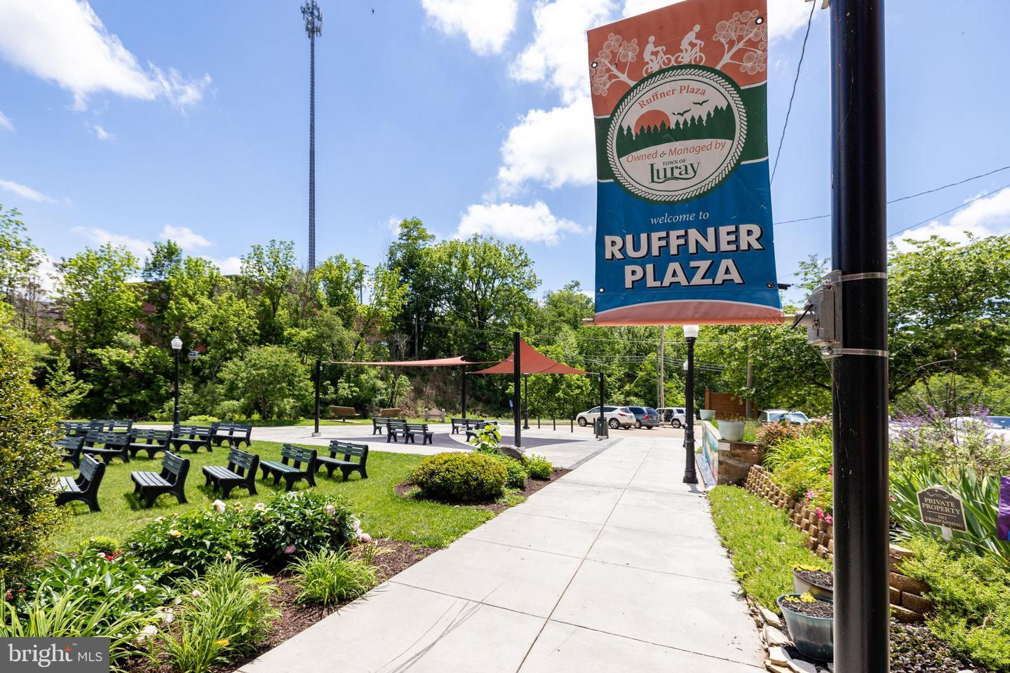 102 S HAWKSBILL ST, LURAY, Virginia 22835, 2 Bedrooms Bedrooms, ,2 BathroomsBathrooms,Residential,For sale,102 S HAWKSBILL ST,VAPA2004934 MLS # VAPA2004934