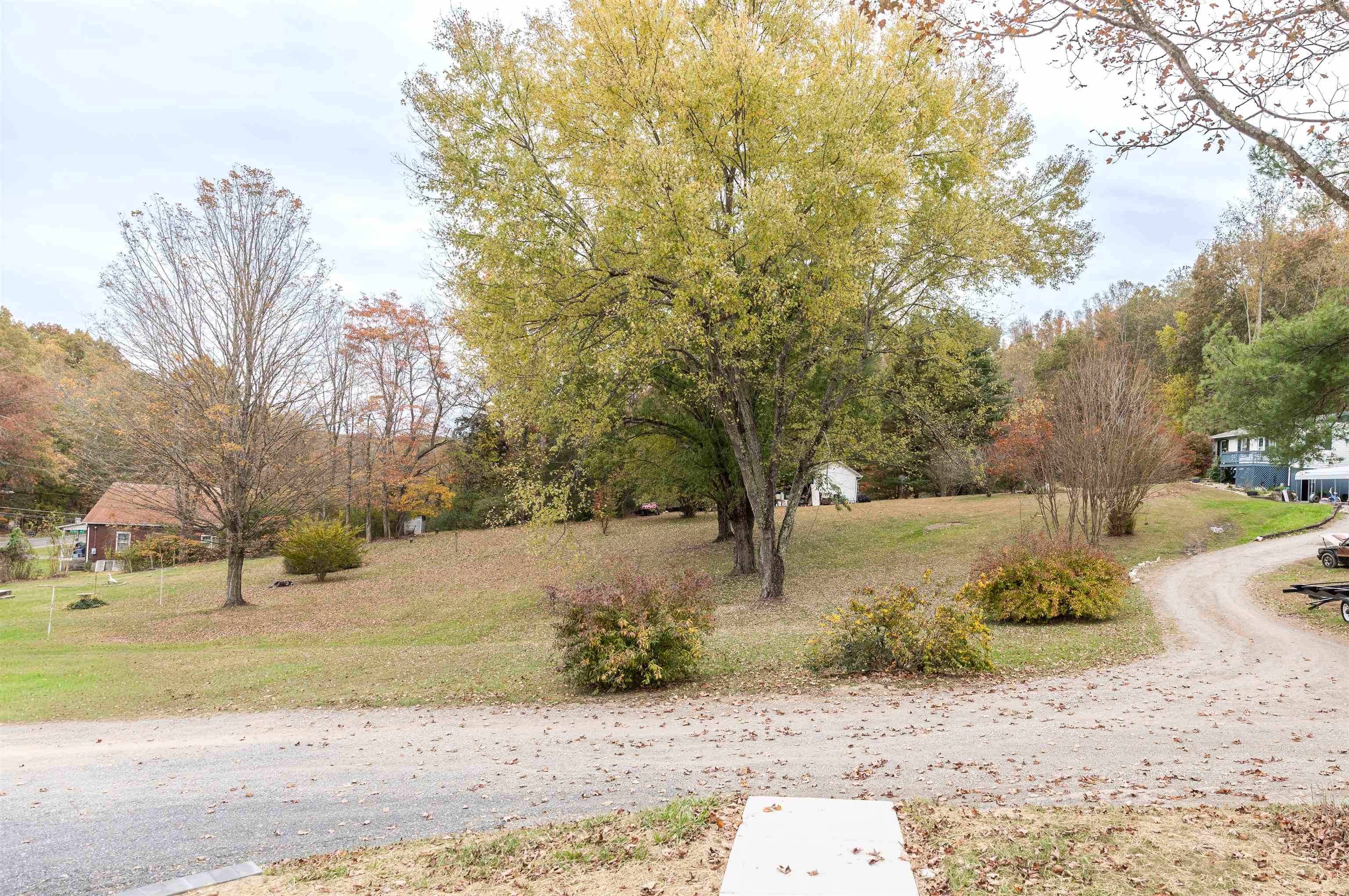 18 SW MERRYWOOD DR, LEXINGTON, Virginia 24450, 3 Bedrooms Bedrooms, ,2 BathroomsBathrooms,Residential,18 SW MERRYWOOD DR,671239 MLS # 671239 18 SW MERRYWOOD DR, LEXINGTON, Virginia 24450, 3 Bedrooms Bedrooms, ,2 BathroomsBathrooms,Residential,18 SW MERRYWOOD DR,671239 MLS # 671239