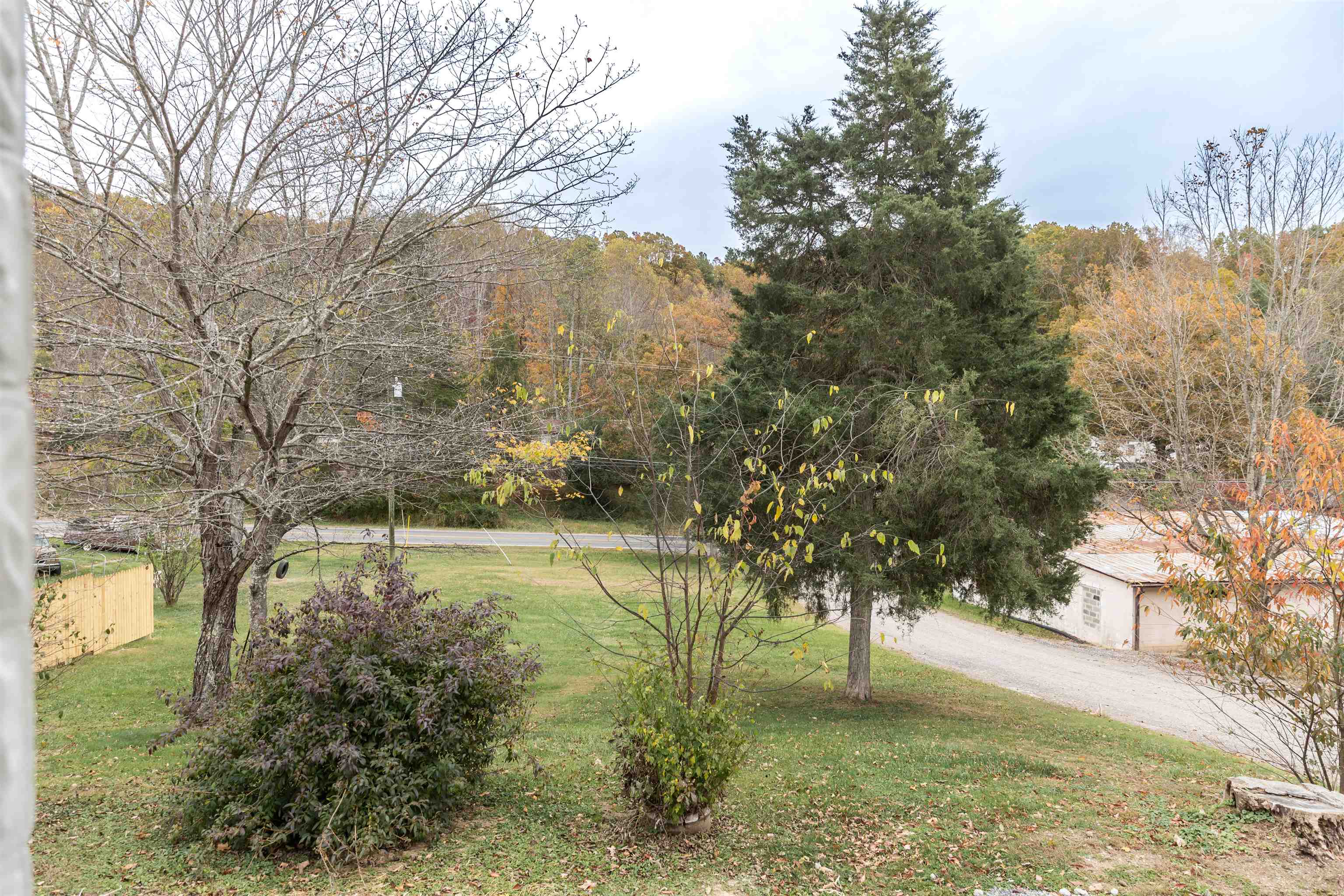 18 SW MERRYWOOD DR, LEXINGTON, Virginia 24450, 3 Bedrooms Bedrooms, ,2 BathroomsBathrooms,Residential,18 SW MERRYWOOD DR,671239 MLS # 671239 18 SW MERRYWOOD DR, LEXINGTON, Virginia 24450, 3 Bedrooms Bedrooms, ,2 BathroomsBathrooms,Residential,18 SW MERRYWOOD DR,671239 MLS # 671239