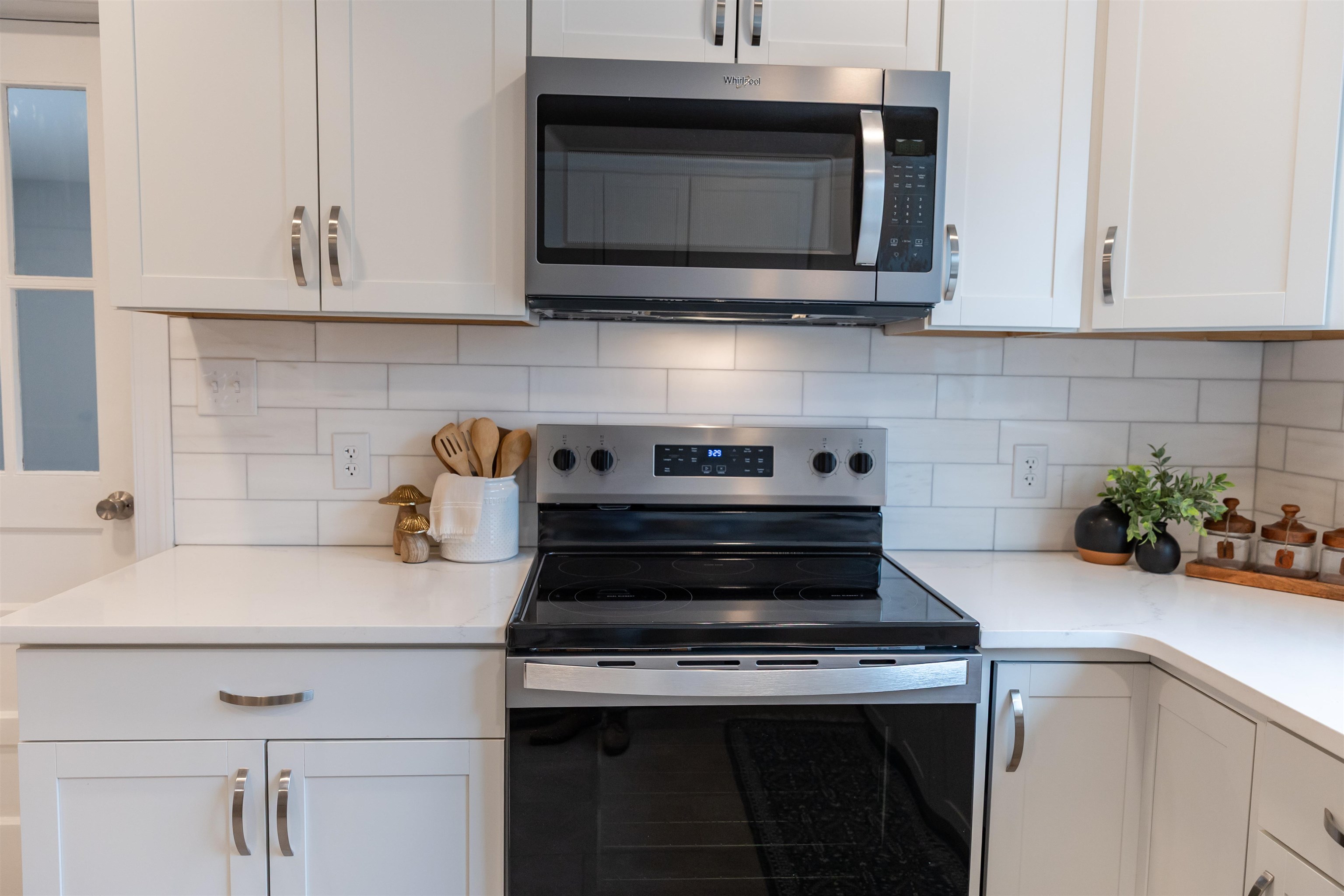 18 SW MERRYWOOD DR, LEXINGTON, Virginia 24450, 3 Bedrooms Bedrooms, ,2 BathroomsBathrooms,Residential,18 SW MERRYWOOD DR,671239 MLS # 671239 18 SW MERRYWOOD DR, LEXINGTON, Virginia 24450, 3 Bedrooms Bedrooms, ,2 BathroomsBathrooms,Residential,18 SW MERRYWOOD DR,671239 MLS # 671239