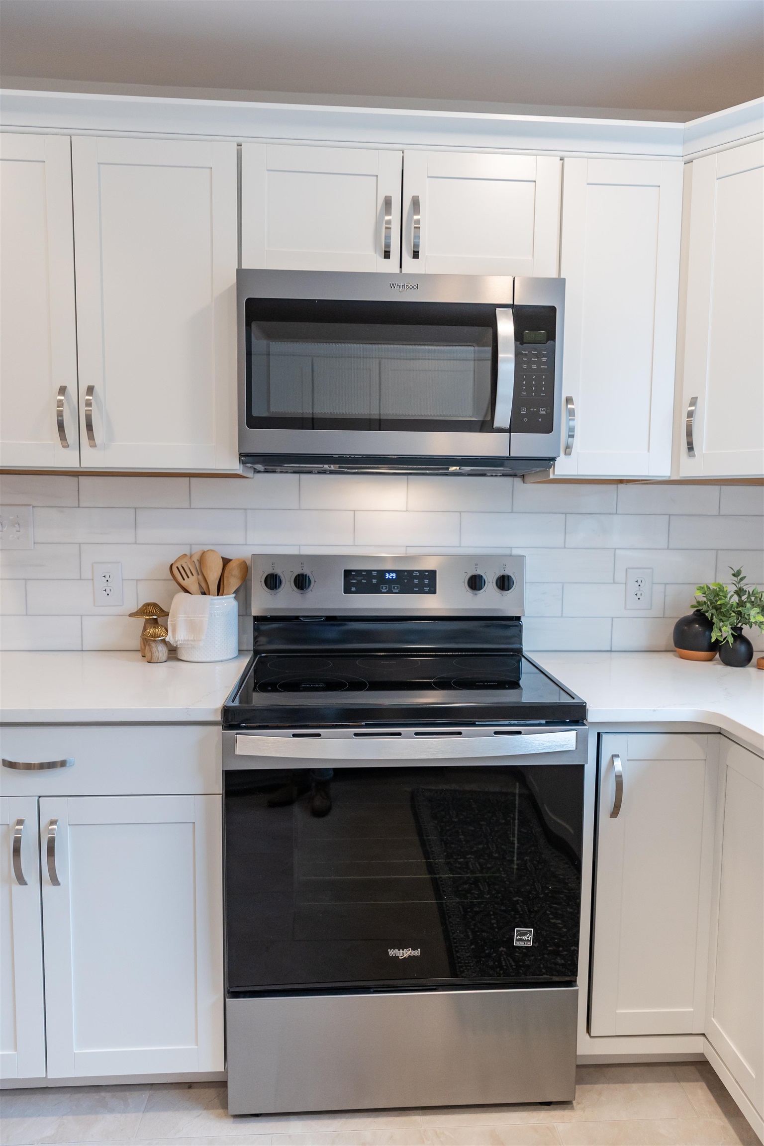 18 SW MERRYWOOD DR, LEXINGTON, Virginia 24450, 3 Bedrooms Bedrooms, ,2 BathroomsBathrooms,Residential,18 SW MERRYWOOD DR,671239 MLS # 671239 18 SW MERRYWOOD DR, LEXINGTON, Virginia 24450, 3 Bedrooms Bedrooms, ,2 BathroomsBathrooms,Residential,18 SW MERRYWOOD DR,671239 MLS # 671239