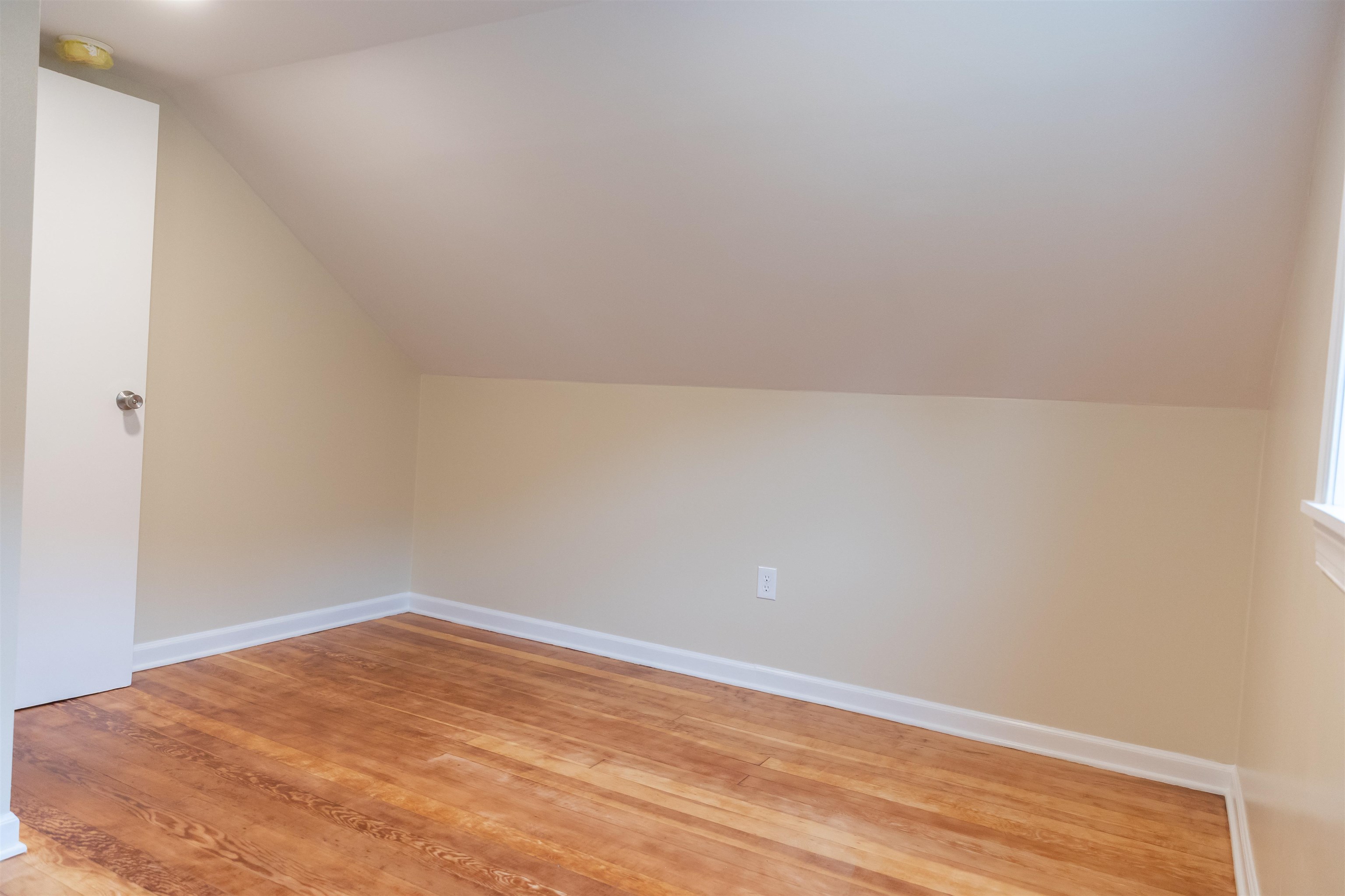 18 SW MERRYWOOD DR, LEXINGTON, Virginia 24450, 3 Bedrooms Bedrooms, ,2 BathroomsBathrooms,Residential,18 SW MERRYWOOD DR,671239 MLS # 671239 18 SW MERRYWOOD DR, LEXINGTON, Virginia 24450, 3 Bedrooms Bedrooms, ,2 BathroomsBathrooms,Residential,18 SW MERRYWOOD DR,671239 MLS # 671239