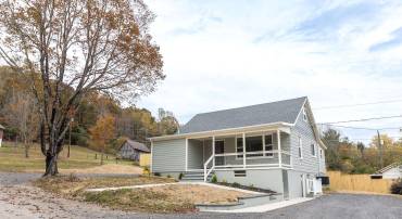 18 SW MERRYWOOD DR, LEXINGTON, Virginia 24450, 3 Bedrooms Bedrooms, ,2 BathroomsBathrooms,Residential,18 SW MERRYWOOD DR,671239 MLS # 671239