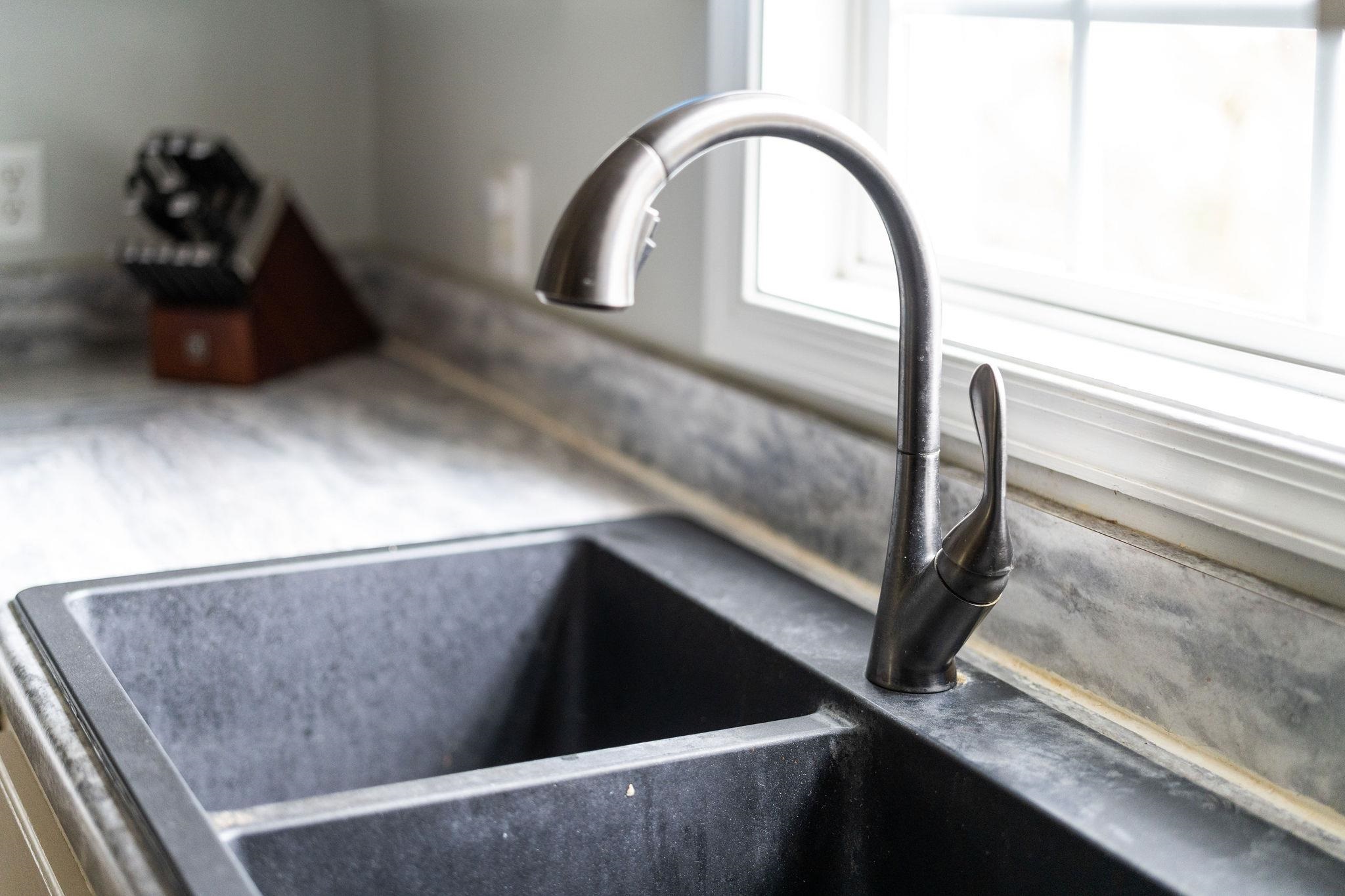 49 HILLANDALE DR, STAUNTON, Virginia 24401, 3 Bedrooms Bedrooms, ,2 BathroomsBathrooms,Residential,49 HILLANDALE DR,671245 MLS # 671245