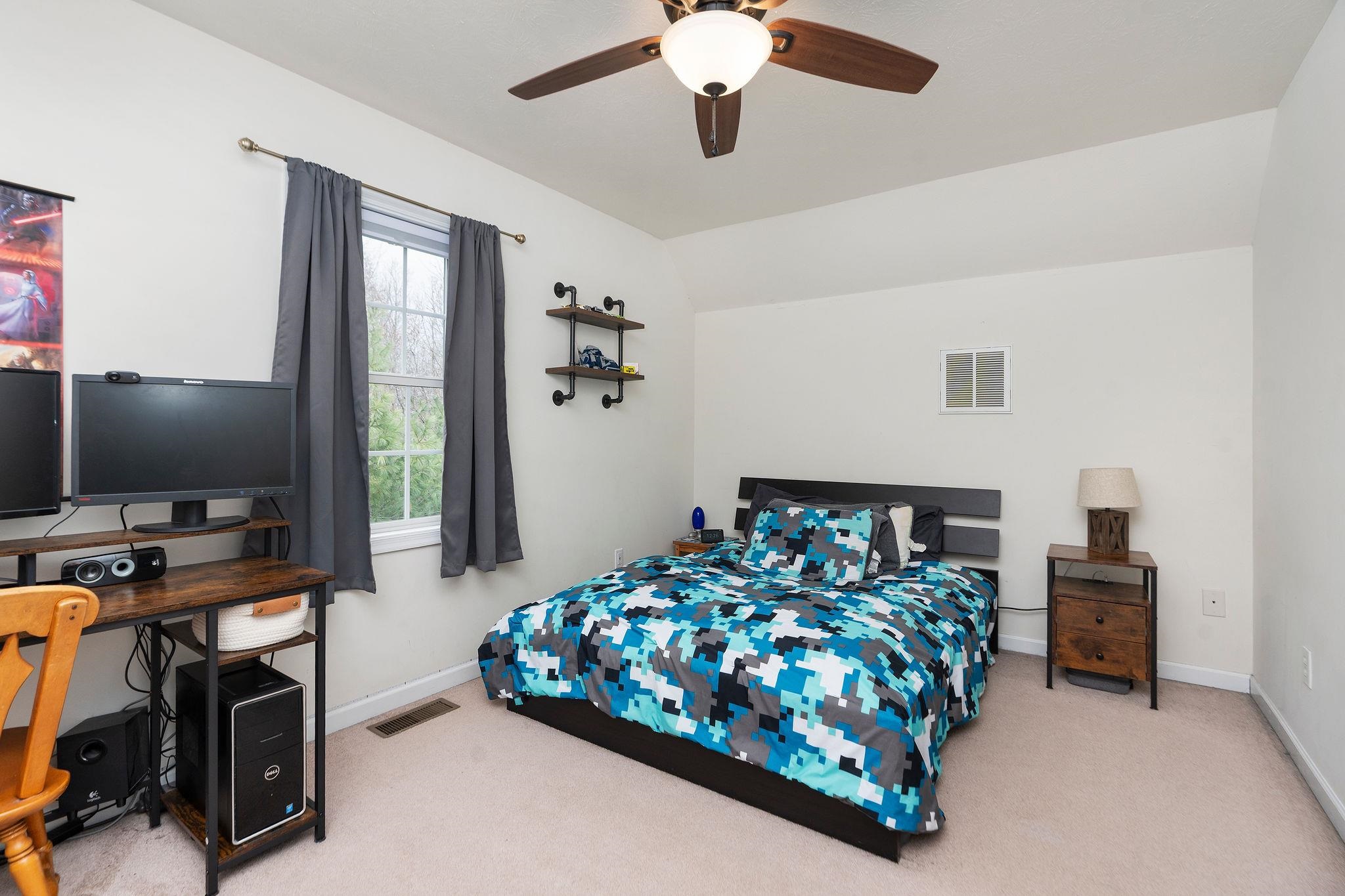 49 HILLANDALE DR, STAUNTON, Virginia 24401, 3 Bedrooms Bedrooms, ,2 BathroomsBathrooms,Residential,49 HILLANDALE DR,671245 MLS # 671245