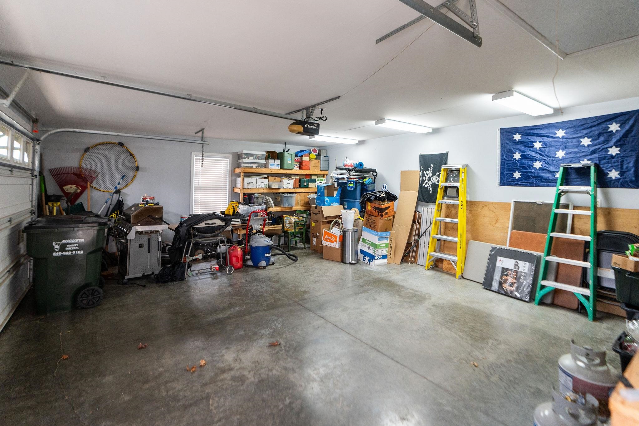 49 HILLANDALE DR, STAUNTON, Virginia 24401, 3 Bedrooms Bedrooms, ,2 BathroomsBathrooms,Residential,49 HILLANDALE DR,671245 MLS # 671245