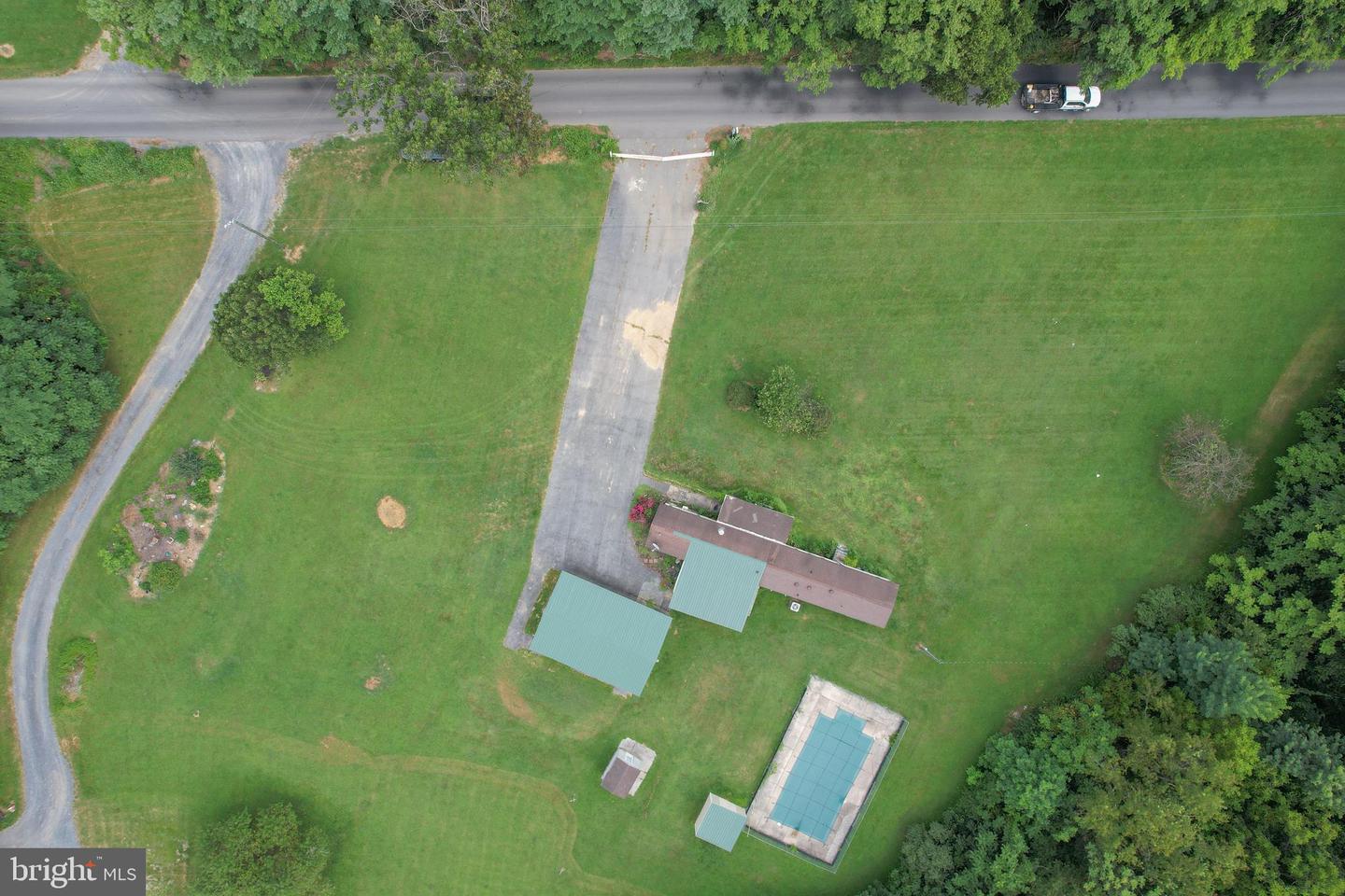 2718 WELLTOWN RD, WINCHESTER, Virginia 22603, 3 Bedrooms Bedrooms, ,2 BathroomsBathrooms,Residential,For sale,2718 WELLTOWN RD,VAFV2036036 MLS # VAFV2036036