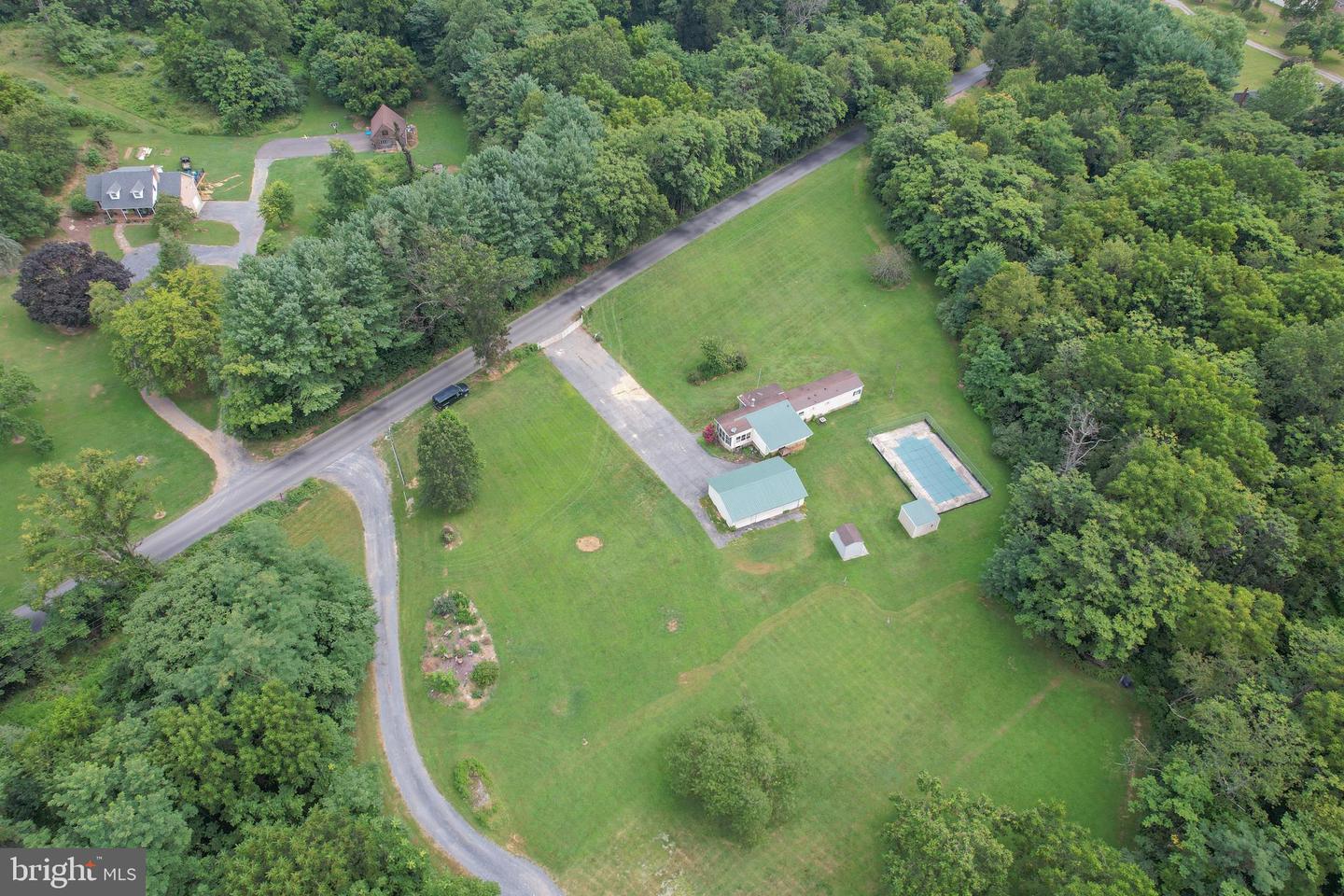 2718 WELLTOWN RD, WINCHESTER, Virginia 22603, 3 Bedrooms Bedrooms, ,2 BathroomsBathrooms,Residential,For sale,2718 WELLTOWN RD,VAFV2036036 MLS # VAFV2036036