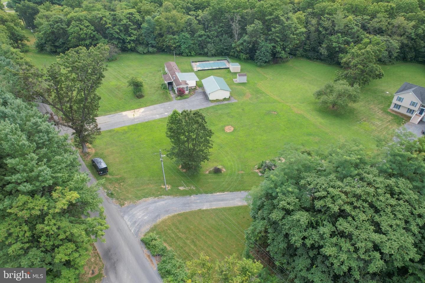 2718 WELLTOWN RD, WINCHESTER, Virginia 22603, 3 Bedrooms Bedrooms, ,2 BathroomsBathrooms,Residential,For sale,2718 WELLTOWN RD,VAFV2036036 MLS # VAFV2036036