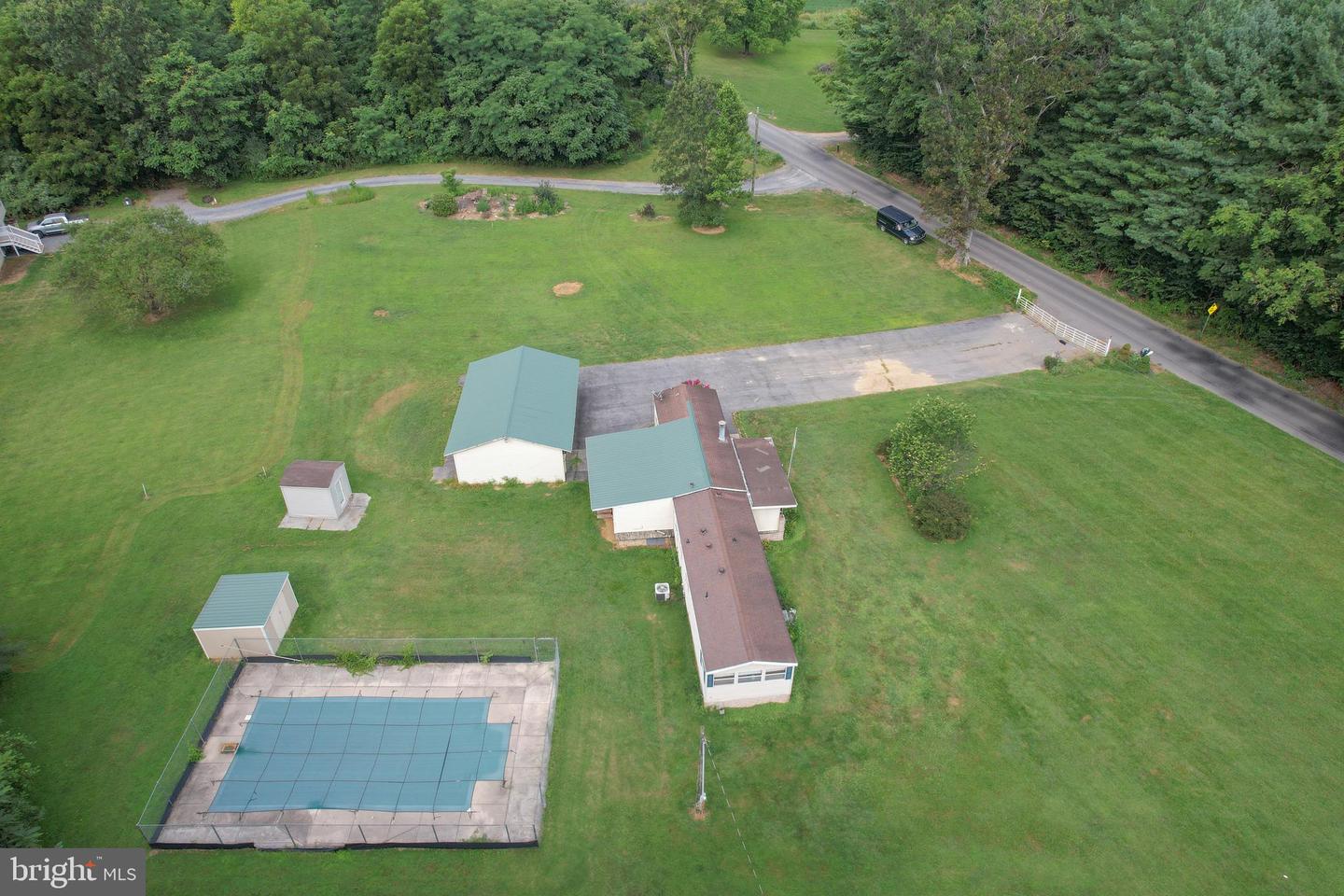 2718 WELLTOWN RD, WINCHESTER, Virginia 22603, 3 Bedrooms Bedrooms, ,2 BathroomsBathrooms,Residential,For sale,2718 WELLTOWN RD,VAFV2036036 MLS # VAFV2036036