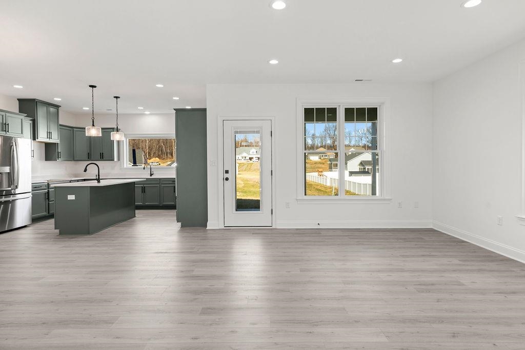 5 STUART JAMES CT, WAYNESBORO, Virginia 22980, 4 Bedrooms Bedrooms, ,3 BathroomsBathrooms,Residential,5 STUART JAMES CT,671248 MLS # 671248