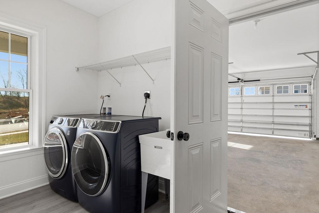 5 STUART JAMES CT, WAYNESBORO, Virginia 22980, 4 Bedrooms Bedrooms, ,3 BathroomsBathrooms,Residential,5 STUART JAMES CT,671248 MLS # 671248