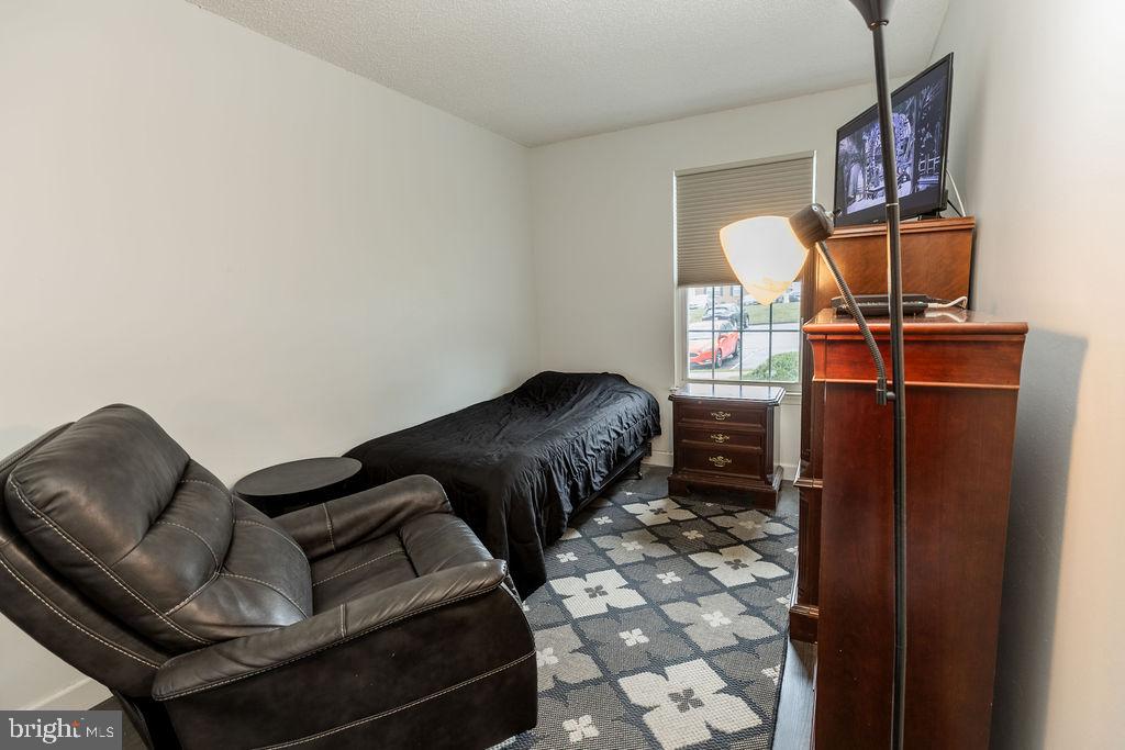 12240 STEVENSON CT #12240, WOODBRIDGE, Virginia 22192, 2 Bedrooms Bedrooms, 5 Rooms Rooms,2 BathroomsBathrooms,Residential,For sale,12240 STEVENSON CT #12240,VAPW2101772 MLS # VAPW2101772