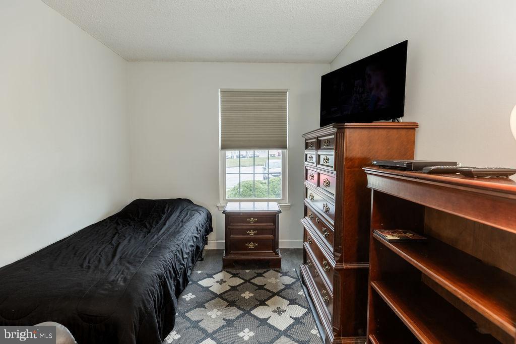 12240 STEVENSON CT #12240, WOODBRIDGE, Virginia 22192, 2 Bedrooms Bedrooms, 5 Rooms Rooms,2 BathroomsBathrooms,Residential,For sale,12240 STEVENSON CT #12240,VAPW2101772 MLS # VAPW2101772