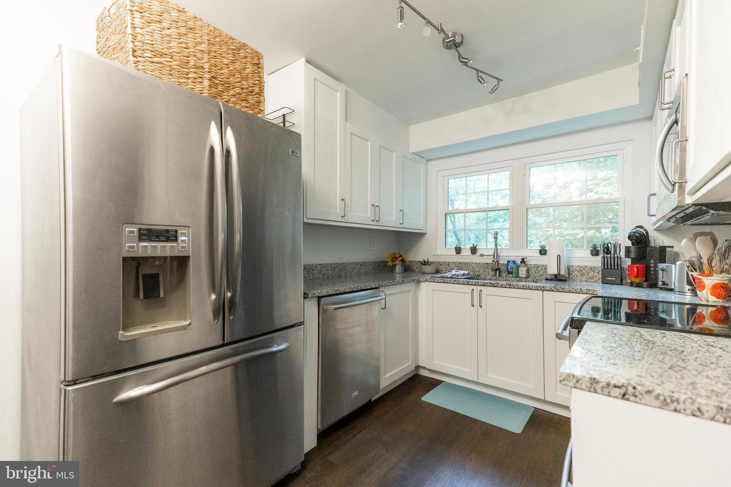 12240 STEVENSON CT #12240, WOODBRIDGE, Virginia 22192, 2 Bedrooms Bedrooms, 5 Rooms Rooms,2 BathroomsBathrooms,Residential,For sale,12240 STEVENSON CT #12240,VAPW2101772 MLS # VAPW2101772