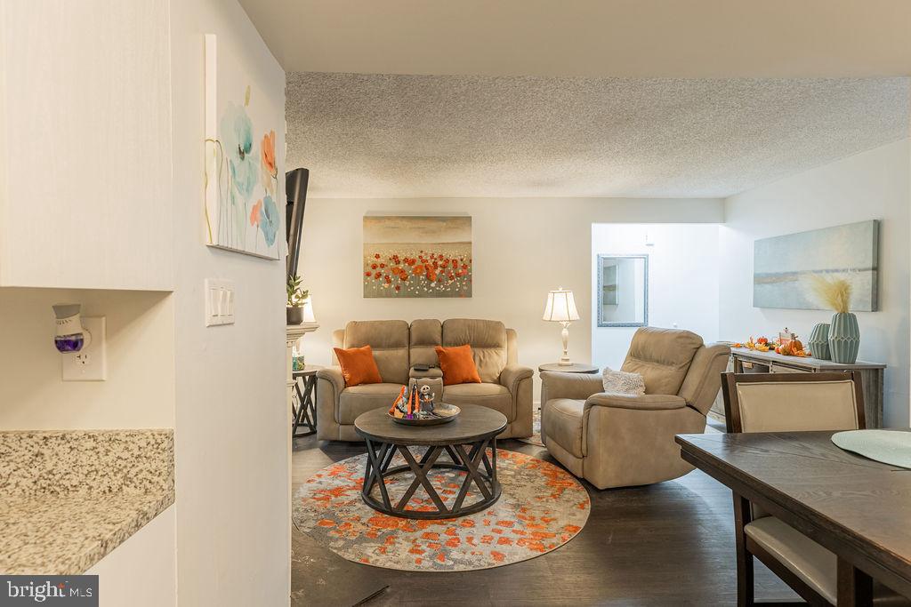 12240 STEVENSON CT #12240, WOODBRIDGE, Virginia 22192, 2 Bedrooms Bedrooms, 5 Rooms Rooms,2 BathroomsBathrooms,Residential,For sale,12240 STEVENSON CT #12240,VAPW2101772 MLS # VAPW2101772