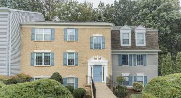 12240 STEVENSON CT #12240, WOODBRIDGE, Virginia 22192, 2 Bedrooms Bedrooms, 5 Rooms Rooms,2 BathroomsBathrooms,Residential,For sale,12240 STEVENSON CT #12240,VAPW2101772 MLS # VAPW2101772