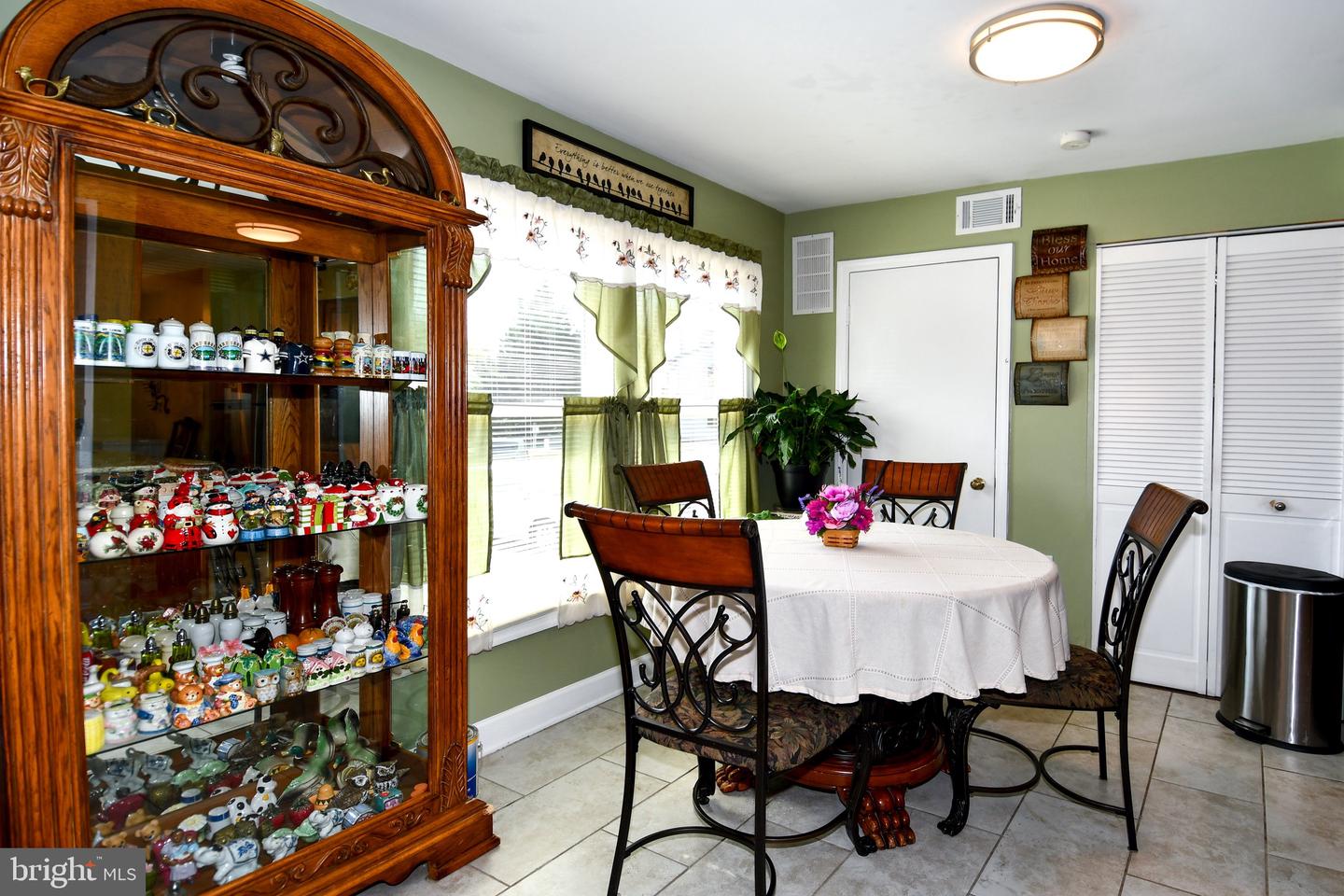 7546 BELLE GRAE DR #1, MANASSAS, Virginia 20109, 2 Bedrooms Bedrooms, ,2 BathroomsBathrooms,Residential,For sale,7546 BELLE GRAE DR #1,VAPW2102900 MLS # VAPW2102900 7546 BELLE GRAE DR #1, MANASSAS, Virginia 20109, 2 Bedrooms Bedrooms, ,2 BathroomsBathrooms,Residential,For sale,7546 BELLE GRAE DR #1,VAPW2102900 MLS # VAPW2102900