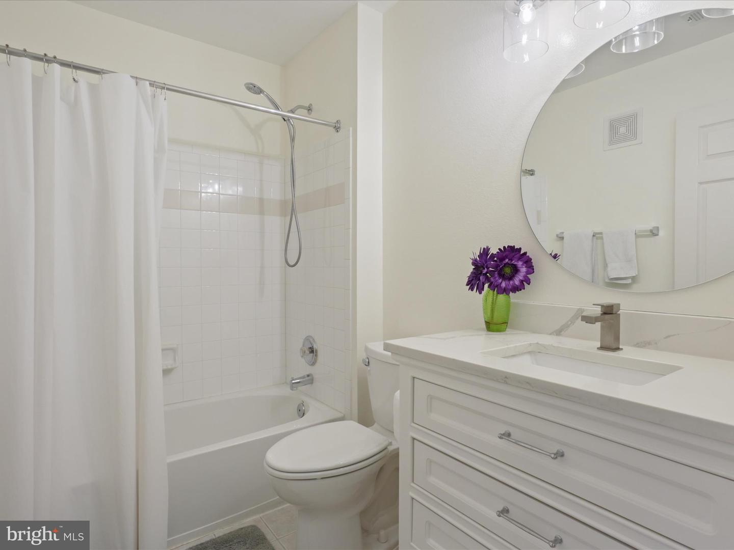 8065 NICOSH CIRCLE LN #55, FALLS CHURCH, Virginia 22042, 3 Bedrooms Bedrooms, ,3 BathroomsBathrooms,Residential,For sale,8065 NICOSH CIRCLE LN #55,VAFX2270072 MLS # VAFX2270072