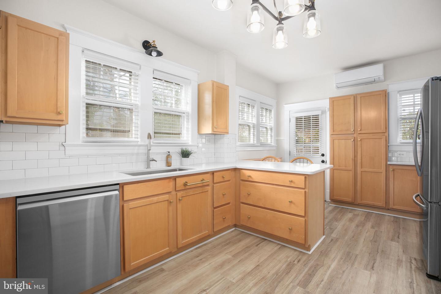 905 MONUMENT AVE, FREDERICKSBURG, Virginia 22401, 3 Bedrooms Bedrooms, ,2 BathroomsBathrooms,Residential,For sale,905 MONUMENT AVE,VAFB2009086 MLS # VAFB2009086 905 MONUMENT AVE, FREDERICKSBURG, Virginia 22401, 3 Bedrooms Bedrooms, ,2 BathroomsBathrooms,Residential,For sale,905 MONUMENT AVE,VAFB2009086 MLS # VAFB2009086