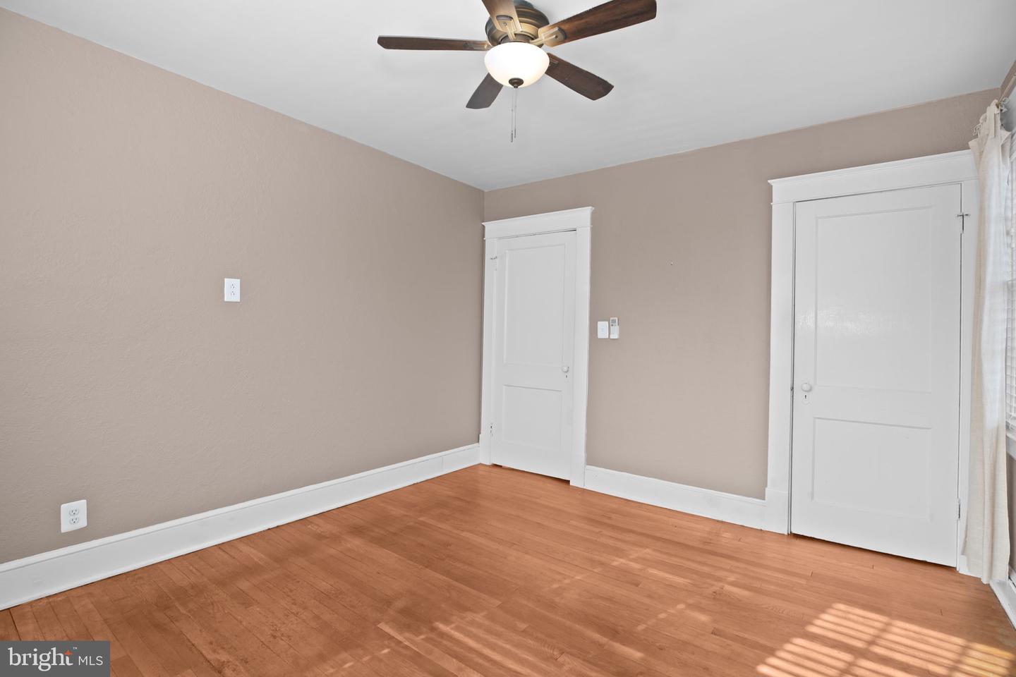 905 MONUMENT AVE, FREDERICKSBURG, Virginia 22401, 3 Bedrooms Bedrooms, ,2 BathroomsBathrooms,Residential,For sale,905 MONUMENT AVE,VAFB2009086 MLS # VAFB2009086 905 MONUMENT AVE, FREDERICKSBURG, Virginia 22401, 3 Bedrooms Bedrooms, ,2 BathroomsBathrooms,Residential,For sale,905 MONUMENT AVE,VAFB2009086 MLS # VAFB2009086