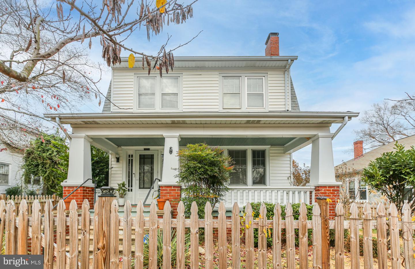 905 MONUMENT AVE, FREDERICKSBURG, Virginia 22401, 3 Bedrooms Bedrooms, ,2 BathroomsBathrooms,Residential,For sale,905 MONUMENT AVE,VAFB2009086 MLS # VAFB2009086 905 MONUMENT AVE, FREDERICKSBURG, Virginia 22401, 3 Bedrooms Bedrooms, ,2 BathroomsBathrooms,Residential,For sale,905 MONUMENT AVE,VAFB2009086 MLS # VAFB2009086