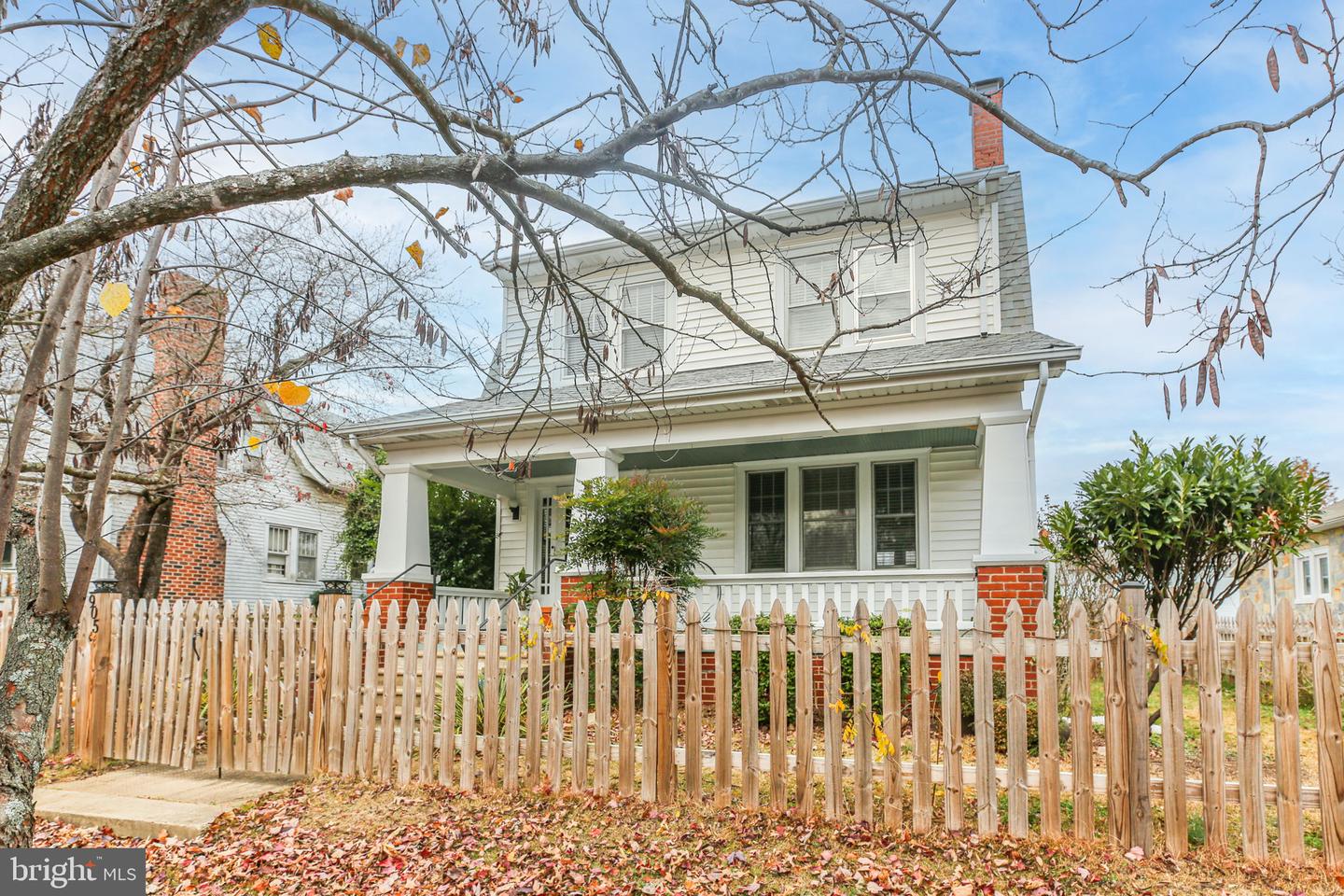 905 MONUMENT AVE, FREDERICKSBURG, Virginia 22401, 3 Bedrooms Bedrooms, ,2 BathroomsBathrooms,Residential,For sale,905 MONUMENT AVE,VAFB2009086 MLS # VAFB2009086 905 MONUMENT AVE, FREDERICKSBURG, Virginia 22401, 3 Bedrooms Bedrooms, ,2 BathroomsBathrooms,Residential,For sale,905 MONUMENT AVE,VAFB2009086 MLS # VAFB2009086