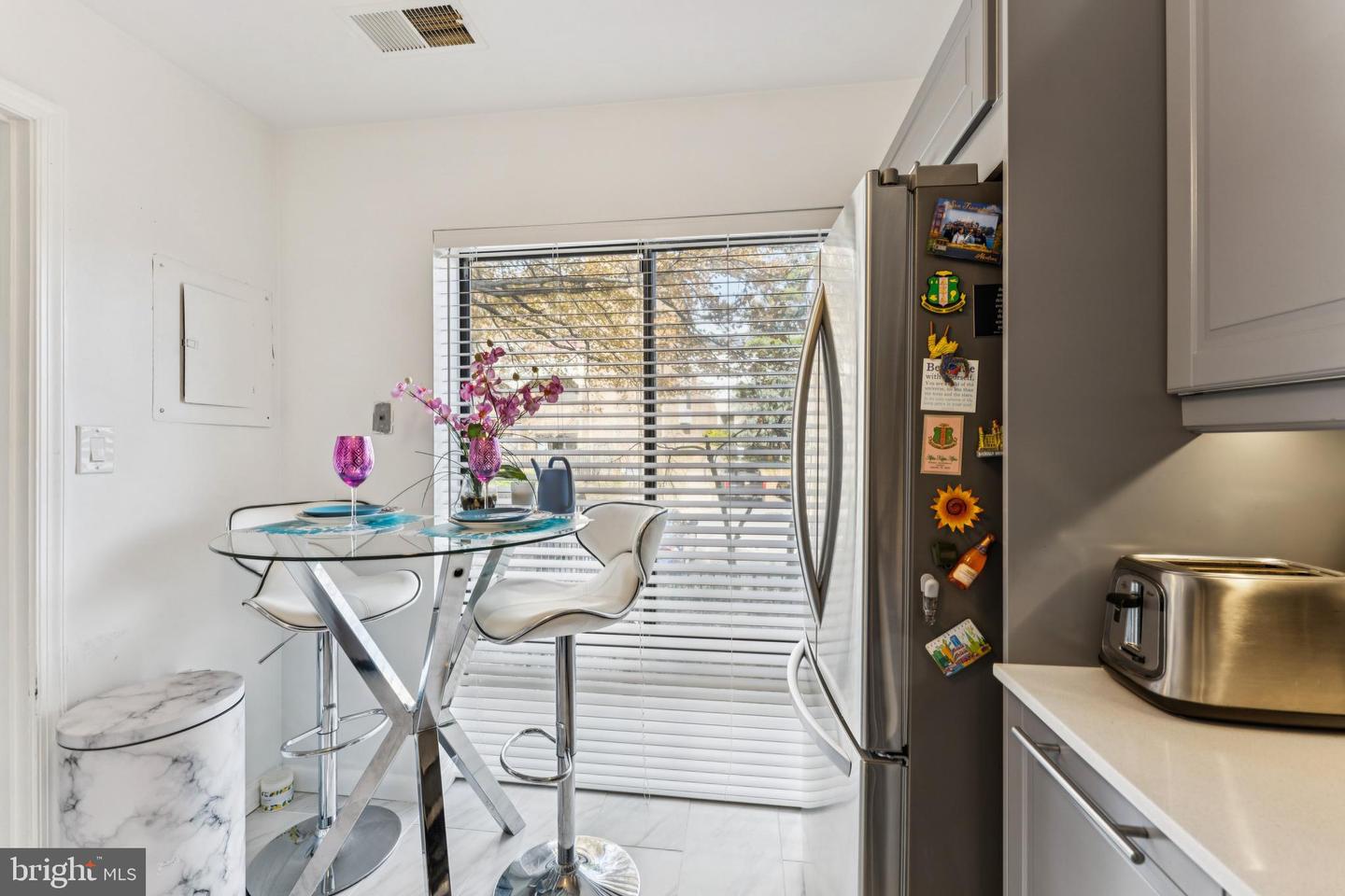 3009 HAWTHORNE DR NE, WASHINGTON, District Of Columbia 20017, 2 Bedrooms Bedrooms, ,1 BathroomBathrooms,Residential,For sale,3009 HAWTHORNE DR NE,DCDC2227584 MLS # DCDC2227584