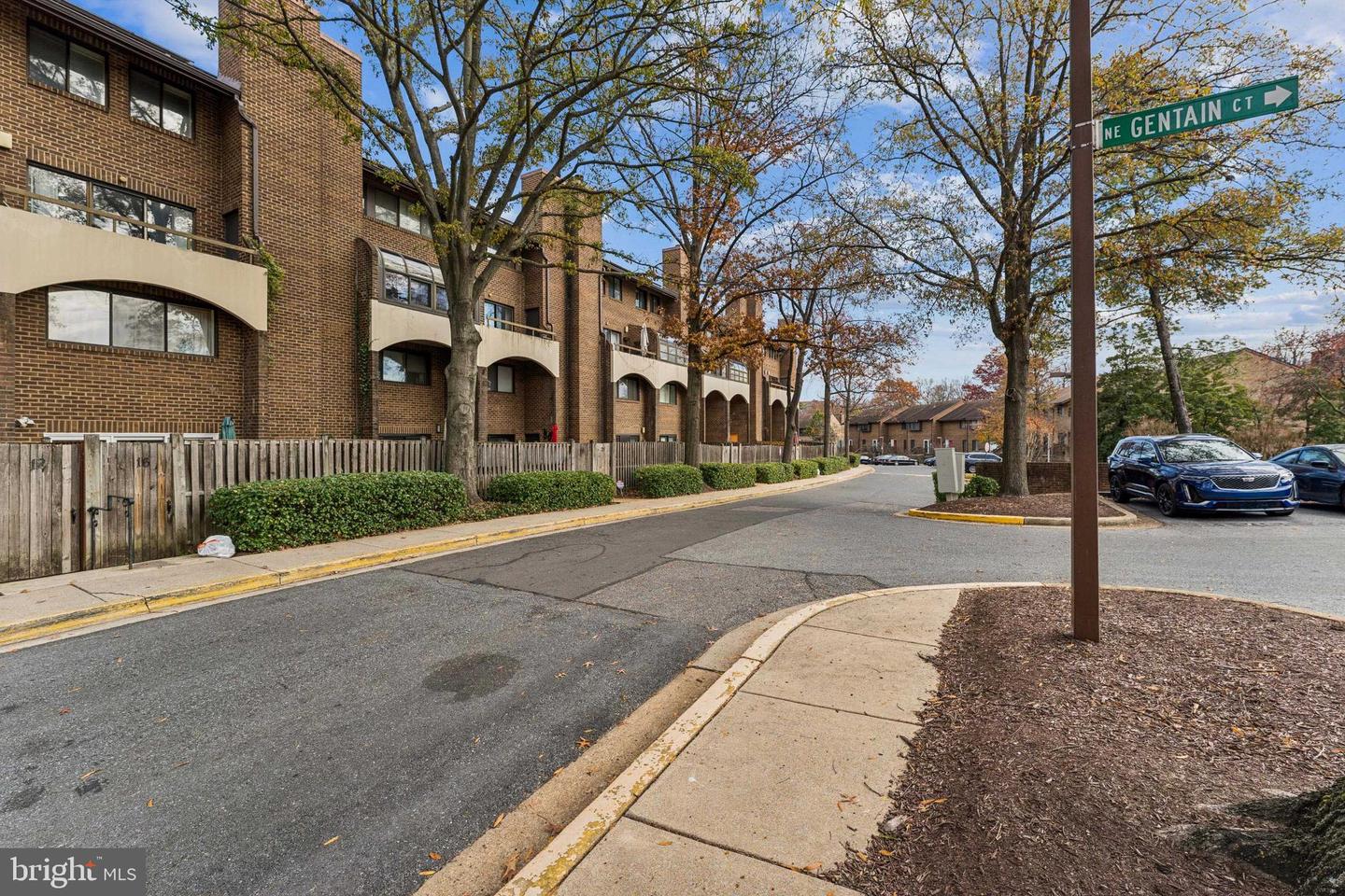 3009 HAWTHORNE DR NE, WASHINGTON, District Of Columbia 20017, 2 Bedrooms Bedrooms, ,1 BathroomBathrooms,Residential,For sale,3009 HAWTHORNE DR NE,DCDC2227584 MLS # DCDC2227584