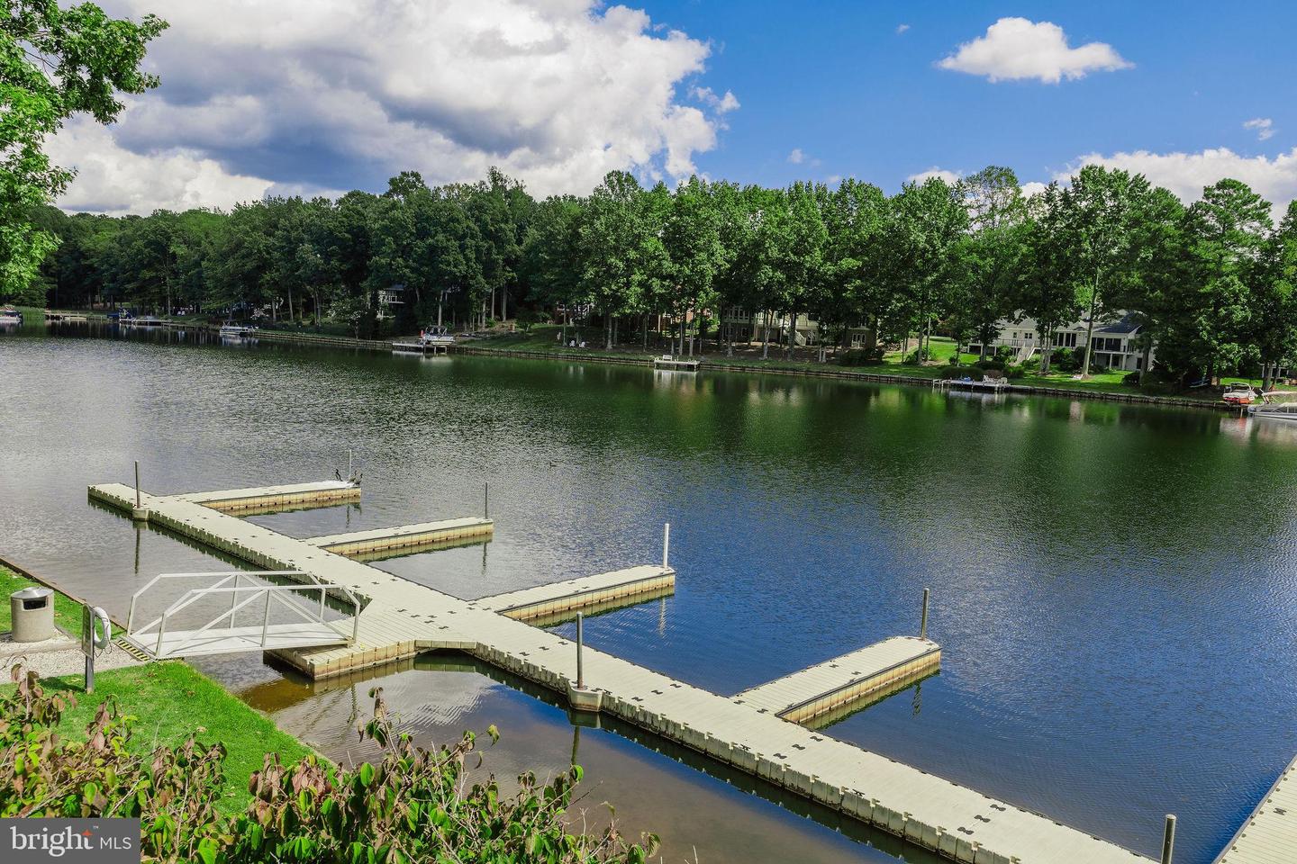 11607 FAWN LAKE PKWY, SPOTSYLVANIA, Virginia 22551, 6 Bedrooms Bedrooms, ,4 BathroomsBathrooms,Residential,For sale,11607 FAWN LAKE PKWY,VASP2037010 MLS # VASP2037010