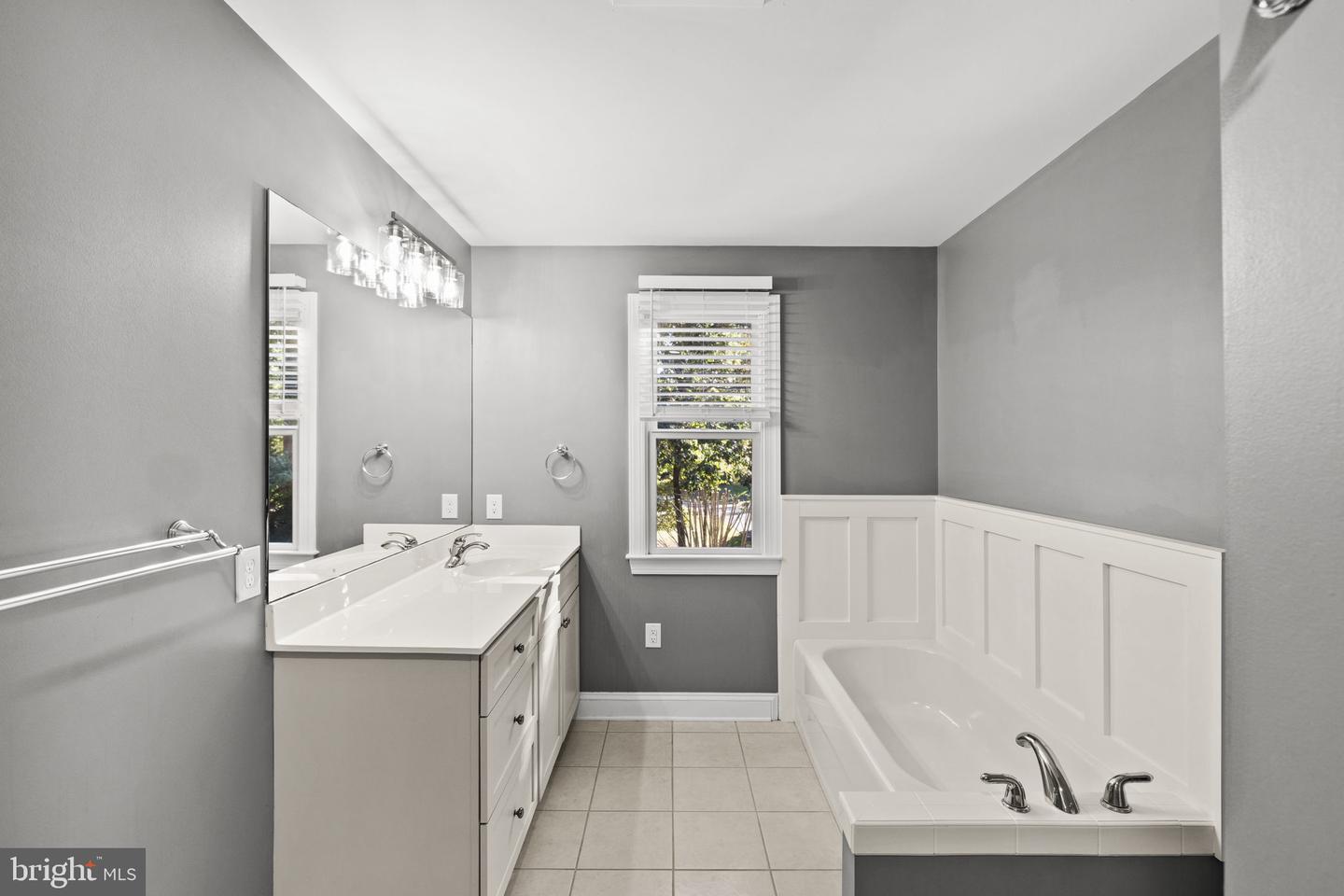 11607 FAWN LAKE PKWY, SPOTSYLVANIA, Virginia 22551, 6 Bedrooms Bedrooms, ,4 BathroomsBathrooms,Residential,For sale,11607 FAWN LAKE PKWY,VASP2037010 MLS # VASP2037010