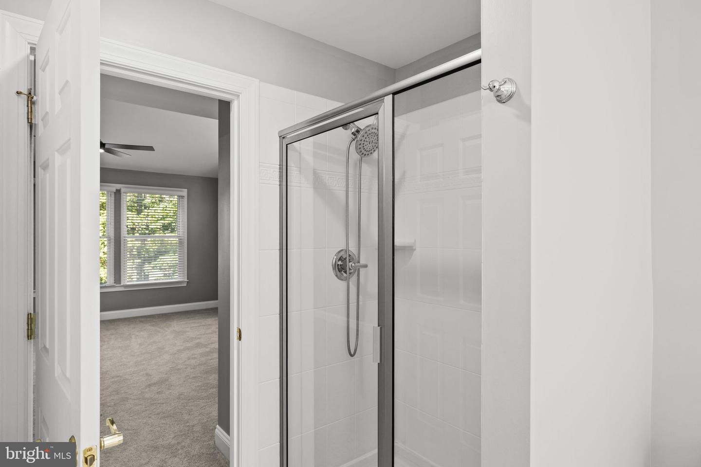 11607 FAWN LAKE PKWY, SPOTSYLVANIA, Virginia 22551, 6 Bedrooms Bedrooms, ,4 BathroomsBathrooms,Residential,For sale,11607 FAWN LAKE PKWY,VASP2037010 MLS # VASP2037010