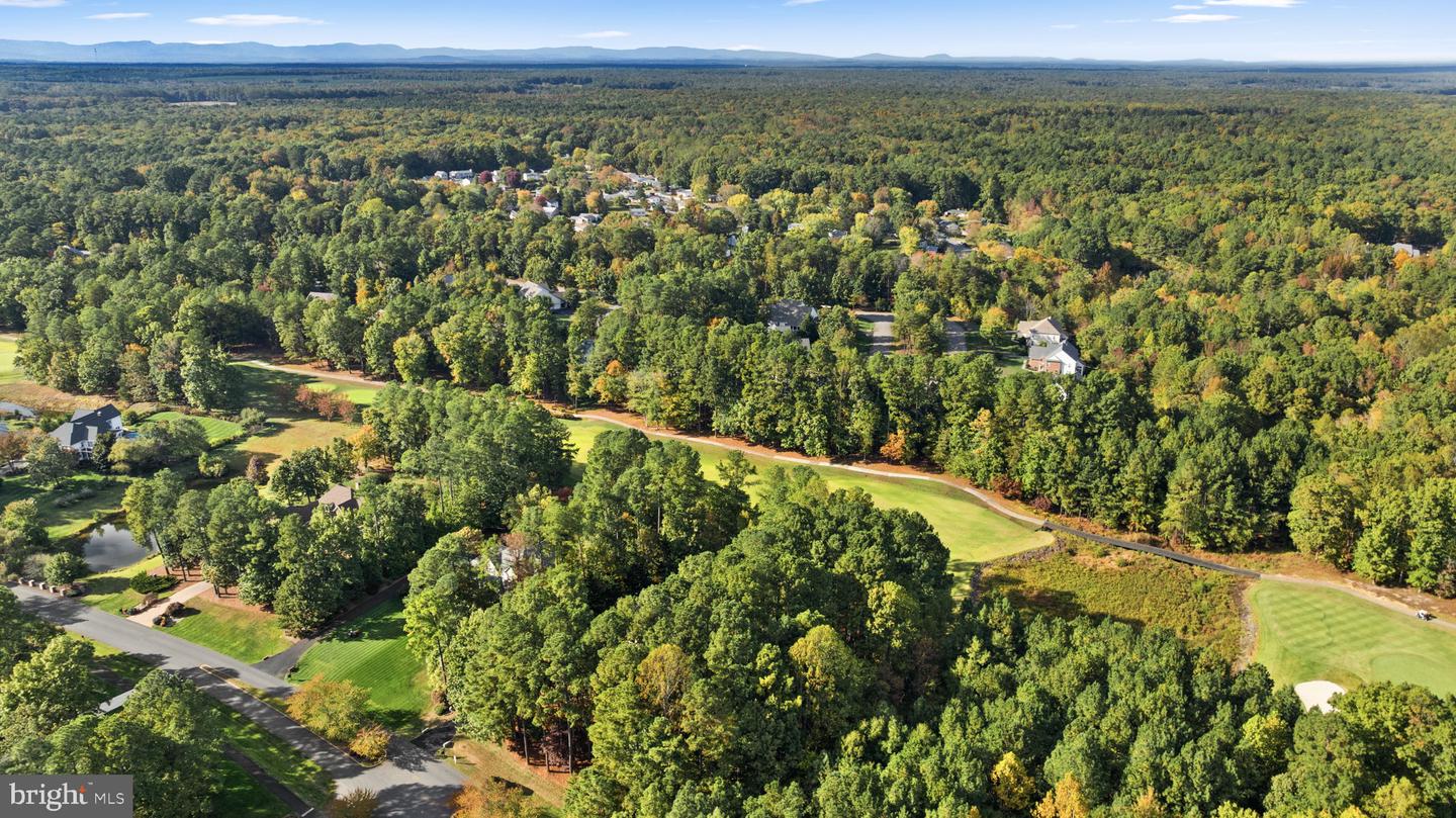 11607 FAWN LAKE PKWY, SPOTSYLVANIA, Virginia 22551, 6 Bedrooms Bedrooms, ,4 BathroomsBathrooms,Residential,For sale,11607 FAWN LAKE PKWY,VASP2037010 MLS # VASP2037010