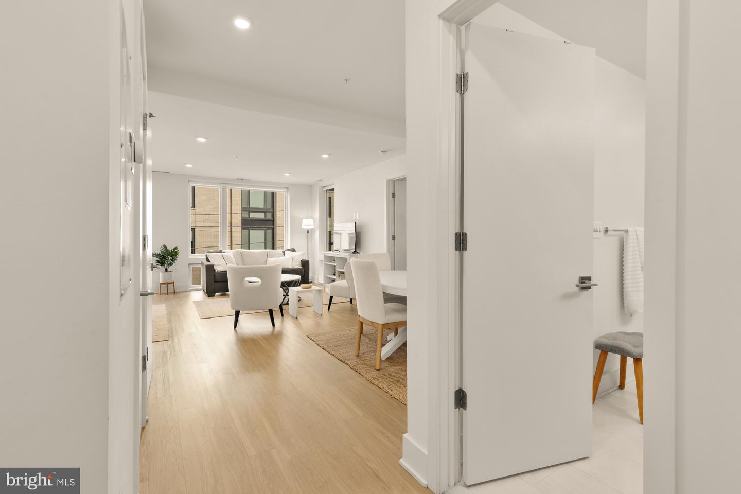 1761 P ST NW #202, WASHINGTON, District Of Columbia 20036, 1 Bedroom Bedrooms, ,1 BathroomBathrooms,Residential,For sale,1761 P ST NW #202,DCDC2227708 MLS # DCDC2227708