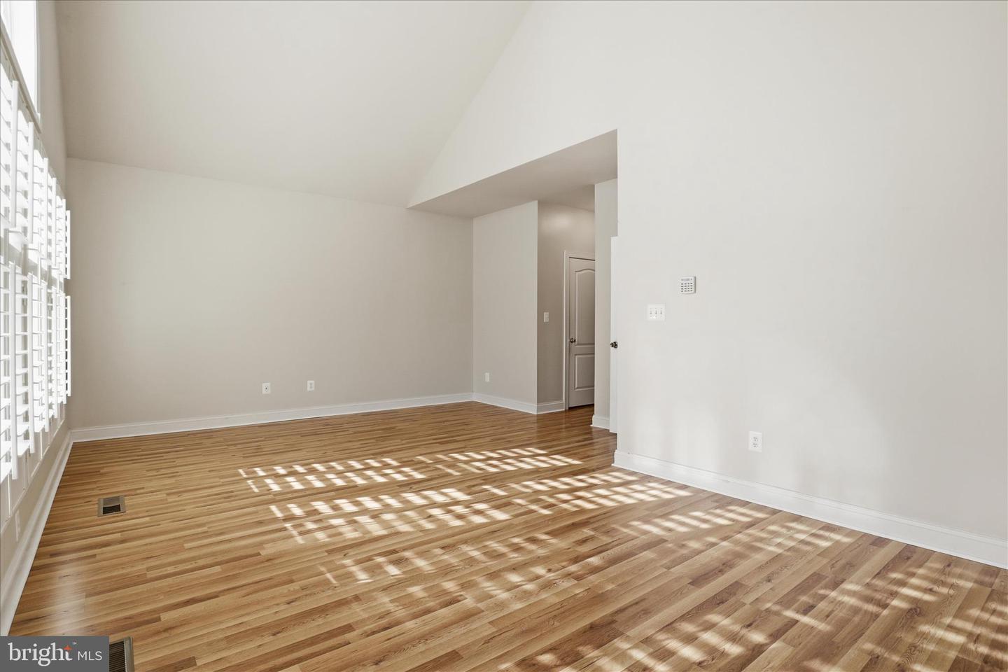 42983 PASCALE TER, ASHBURN, Virginia 20148, 3 Bedrooms Bedrooms, ,3 BathroomsBathrooms,Residential,For sale,42983 PASCALE TER,VALO2109412 MLS # VALO2109412