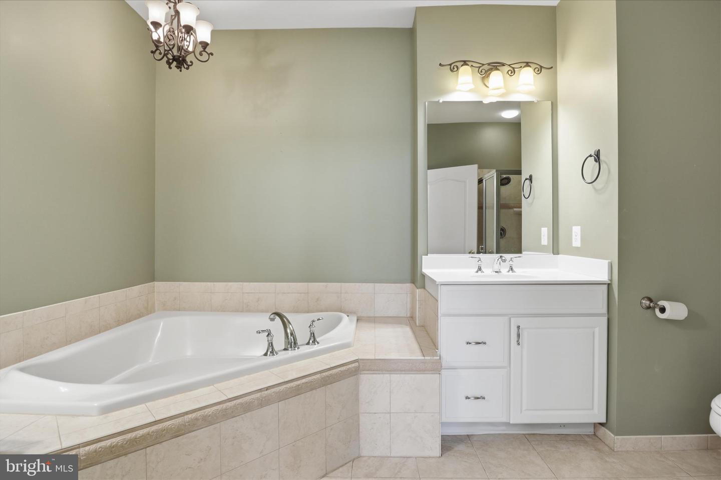 42983 PASCALE TER, ASHBURN, Virginia 20148, 3 Bedrooms Bedrooms, ,3 BathroomsBathrooms,Residential,For sale,42983 PASCALE TER,VALO2109412 MLS # VALO2109412