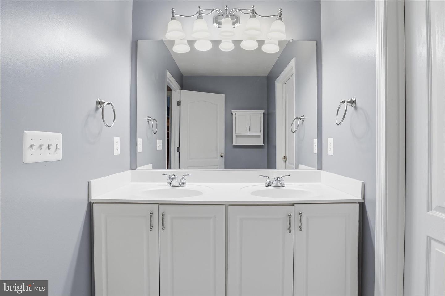 42983 PASCALE TER, ASHBURN, Virginia 20148, 3 Bedrooms Bedrooms, ,3 BathroomsBathrooms,Residential,For sale,42983 PASCALE TER,VALO2109412 MLS # VALO2109412