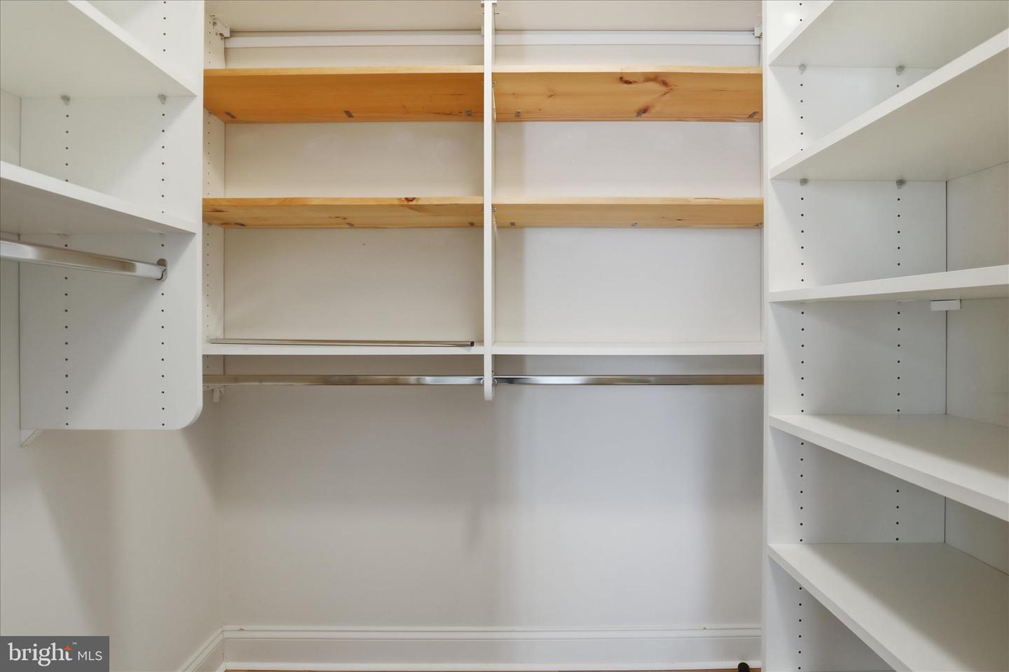 42983 PASCALE TER, ASHBURN, Virginia 20148, 3 Bedrooms Bedrooms, ,3 BathroomsBathrooms,Residential,For sale,42983 PASCALE TER,VALO2109412 MLS # VALO2109412