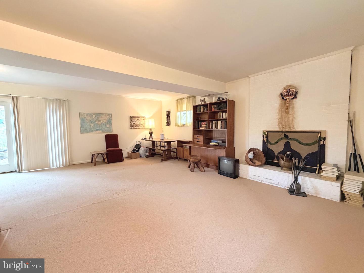 9921 WOODROW ST, VIENNA, Virginia 22181, 5 Bedrooms Bedrooms, ,2 BathroomsBathrooms,Residential,For sale,9921 WOODROW ST,VAFX2276860 MLS # VAFX2276860 9921 WOODROW ST, VIENNA, Virginia 22181, 5 Bedrooms Bedrooms, ,2 BathroomsBathrooms,Residential,For sale,9921 WOODROW ST,VAFX2276860 MLS # VAFX2276860