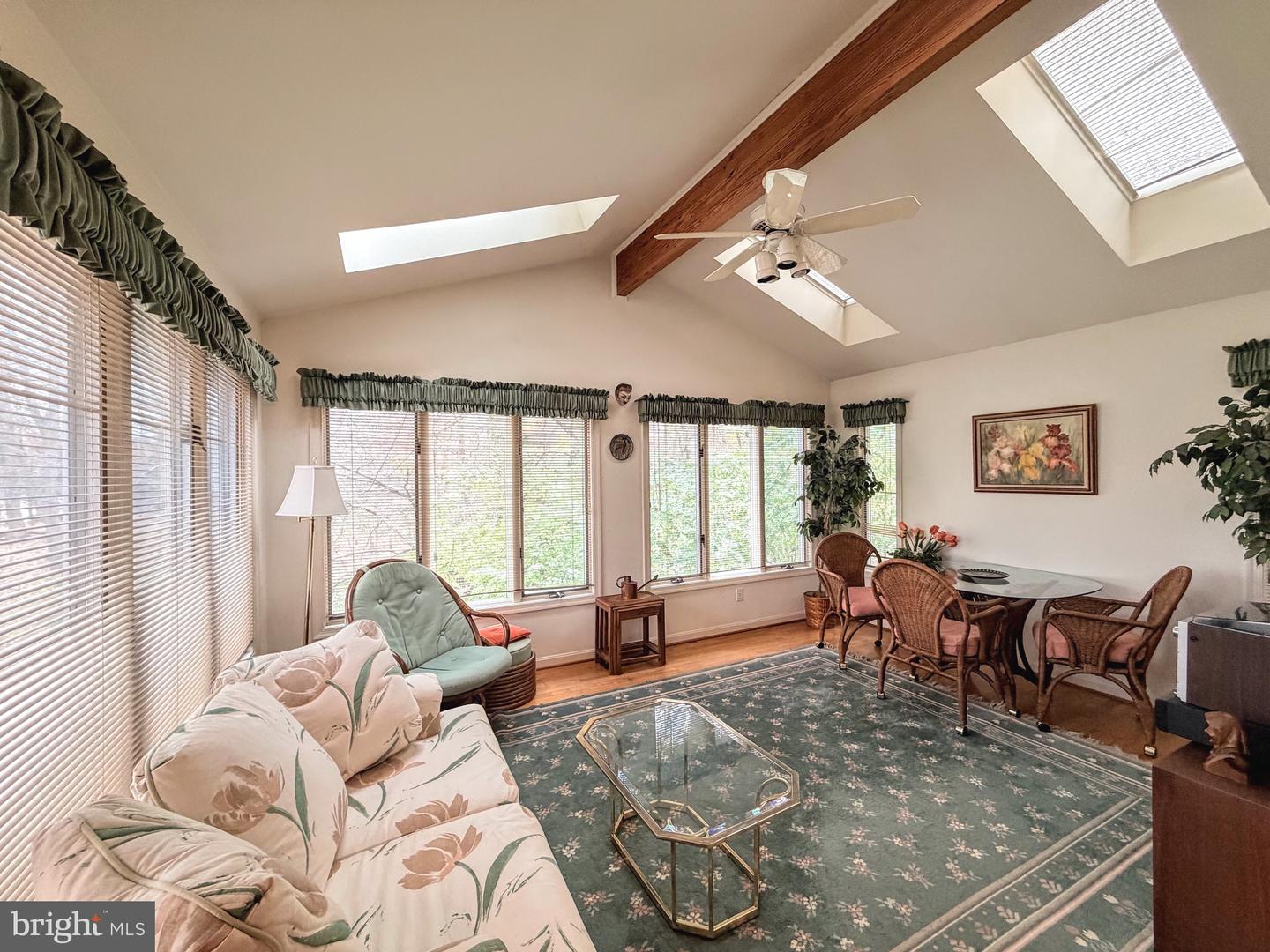 9921 WOODROW ST, VIENNA, Virginia 22181, 5 Bedrooms Bedrooms, ,2 BathroomsBathrooms,Residential,For sale,9921 WOODROW ST,VAFX2276860 MLS # VAFX2276860 9921 WOODROW ST, VIENNA, Virginia 22181, 5 Bedrooms Bedrooms, ,2 BathroomsBathrooms,Residential,For sale,9921 WOODROW ST,VAFX2276860 MLS # VAFX2276860