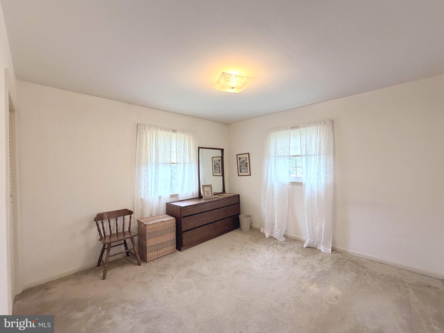 9921 WOODROW ST, VIENNA, Virginia 22181, 5 Bedrooms Bedrooms, ,2 BathroomsBathrooms,Residential,For sale,9921 WOODROW ST,VAFX2276860 MLS # VAFX2276860 9921 WOODROW ST, VIENNA, Virginia 22181, 5 Bedrooms Bedrooms, ,2 BathroomsBathrooms,Residential,For sale,9921 WOODROW ST,VAFX2276860 MLS # VAFX2276860