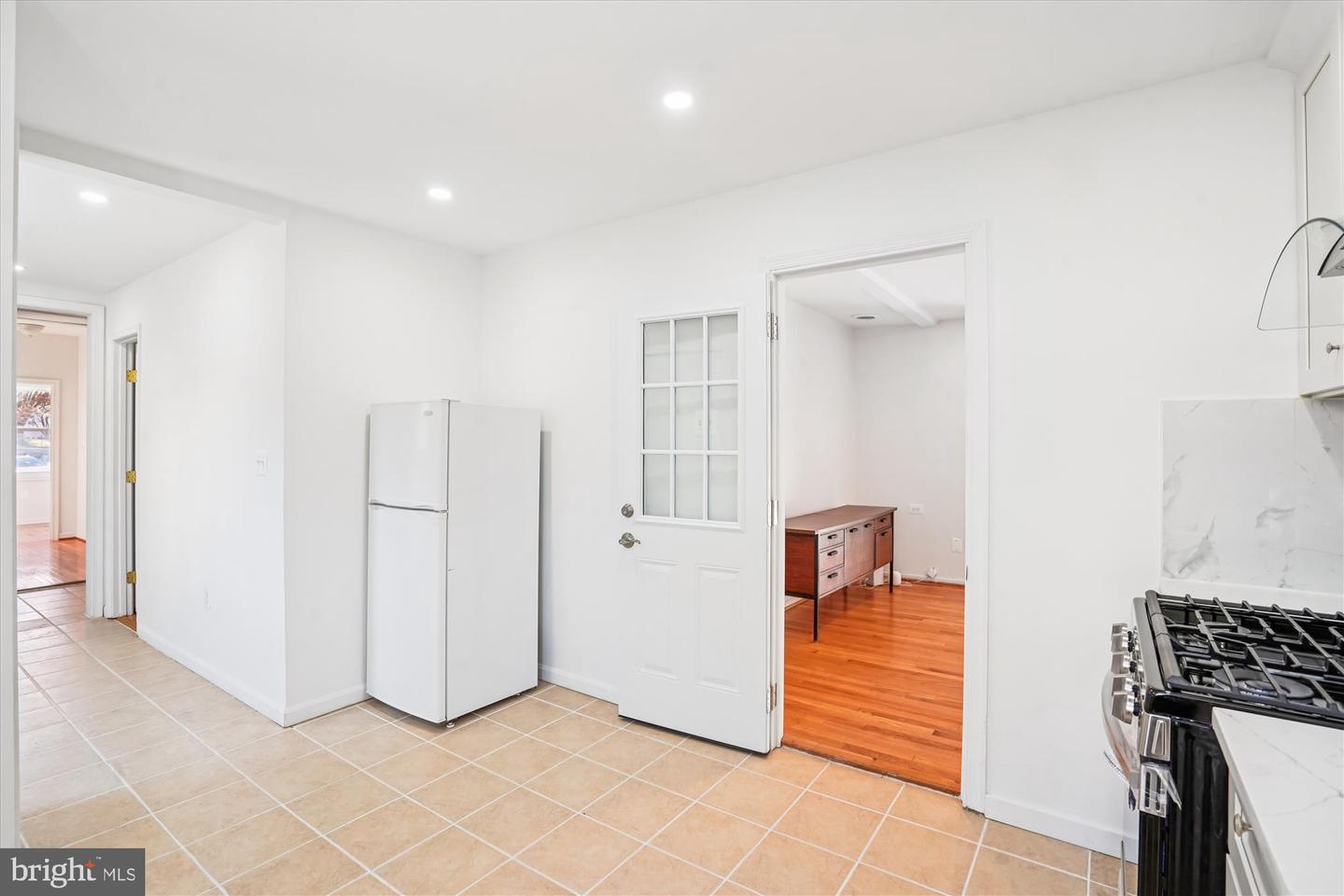 3201 NOTTAGE LN, FALLS CHURCH, Virginia 22042, 6 Bedrooms Bedrooms, ,4 BathroomsBathrooms,Residential,For sale,3201 NOTTAGE LN,VAFX2277438 MLS # VAFX2277438